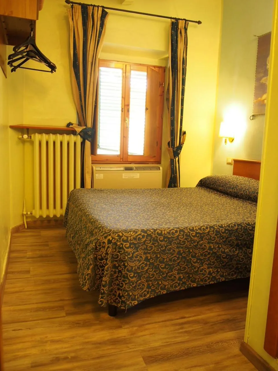 Photo of the whole room, Bed in Hotel Santa Croce