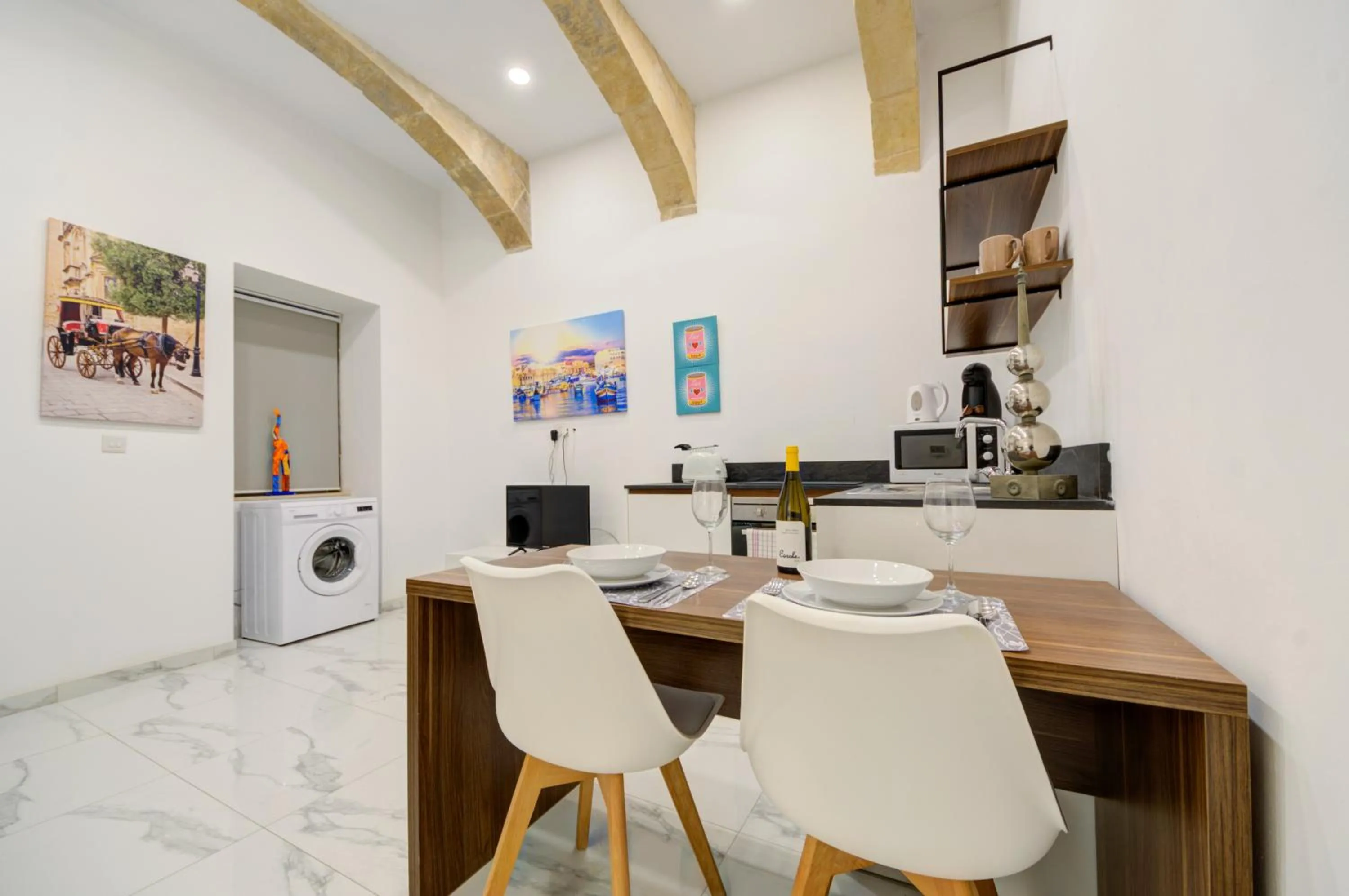 TV and multimedia in Tritoni Harbour suites - Valletta