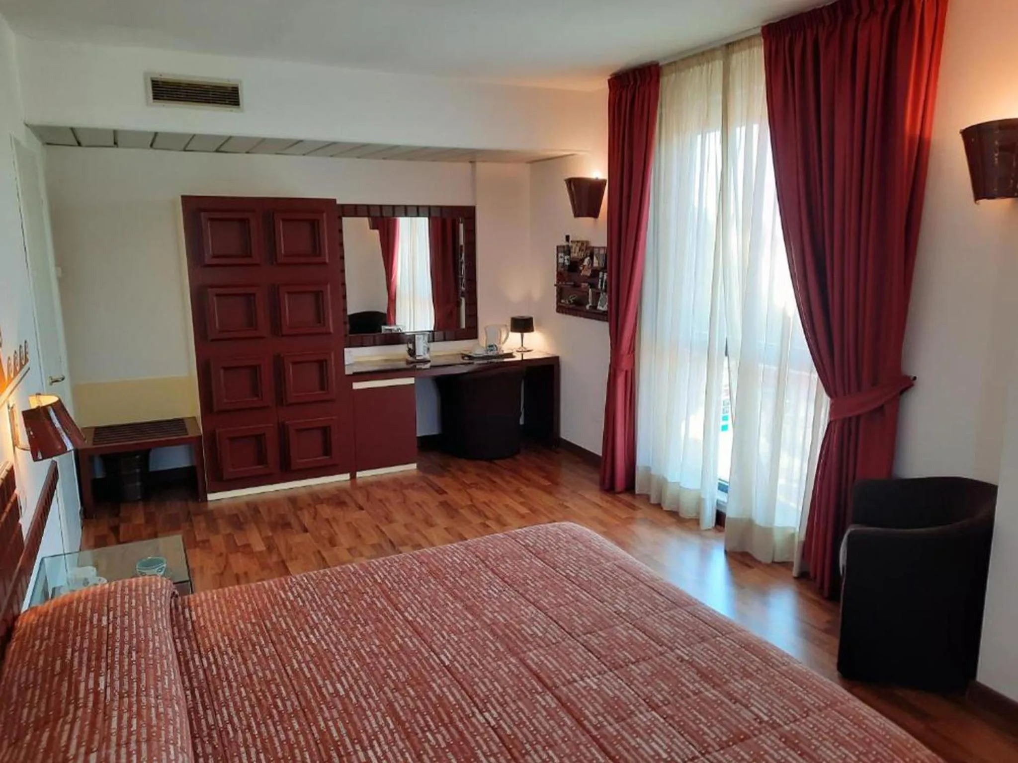 Bedroom, Bed in Chocohotel