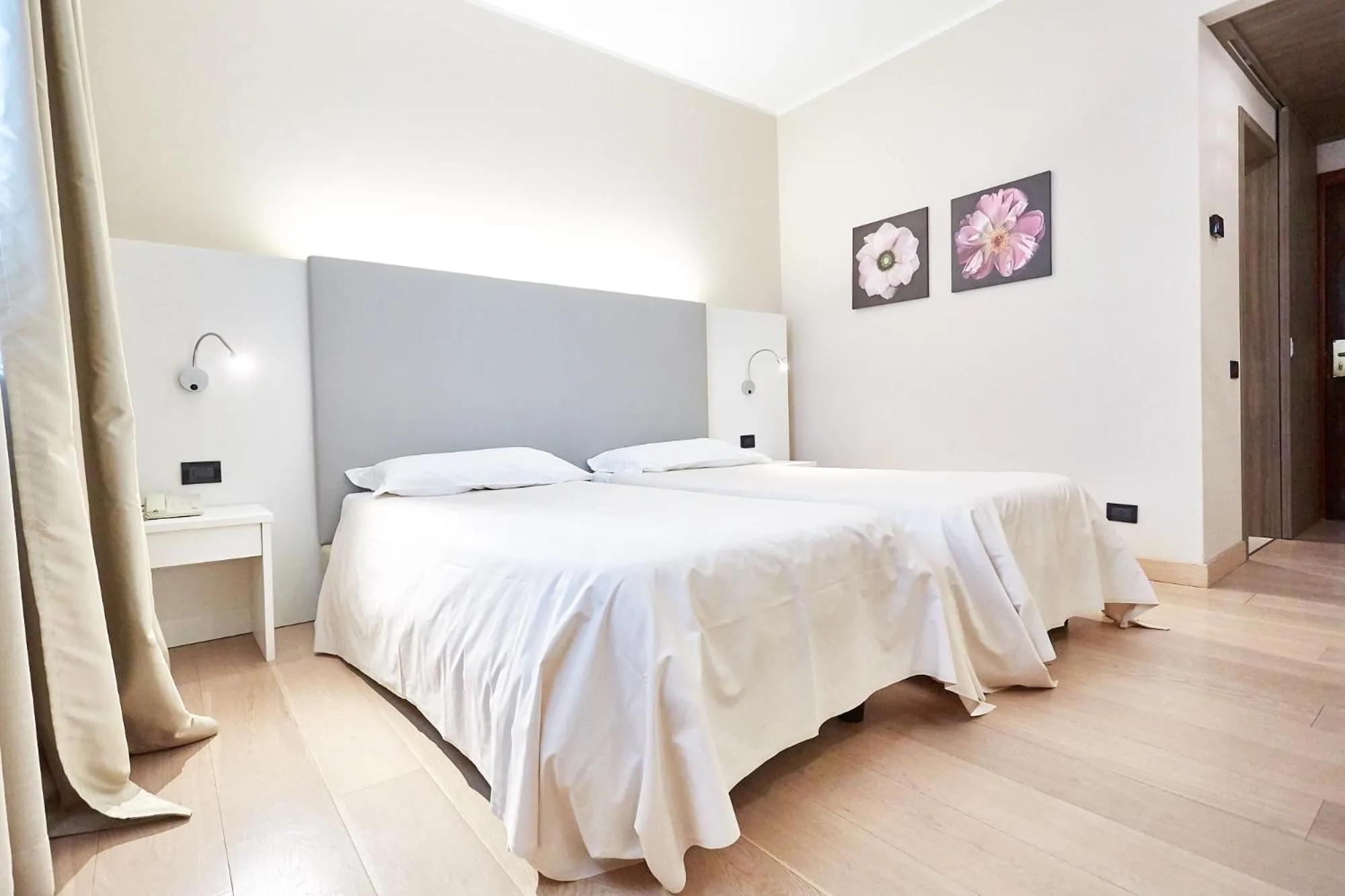 Photo of the whole room, Bed in Ferretti MajesticHouse