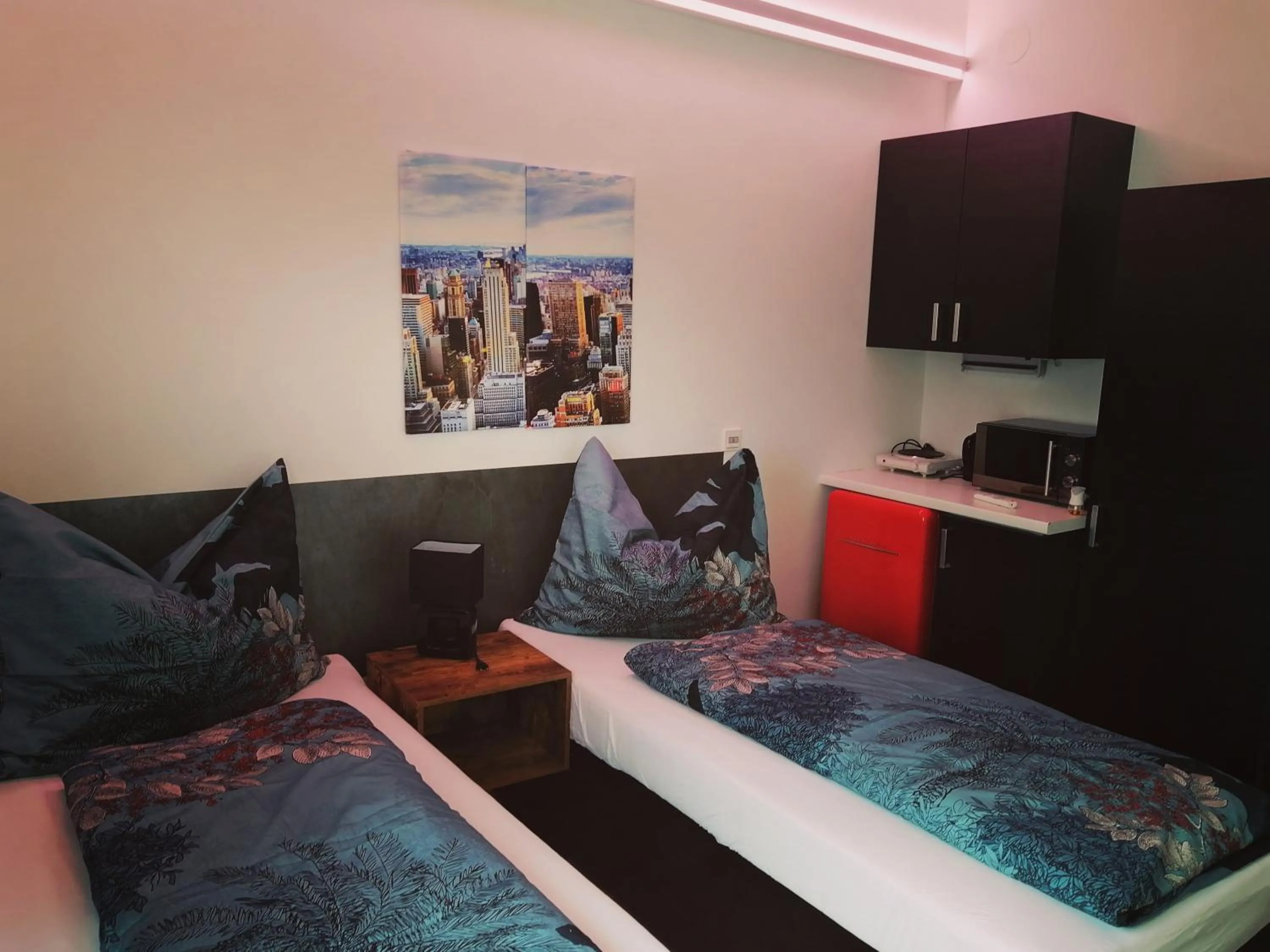 Bed in Motel Graz Ost I Free Parking I Self Check-in