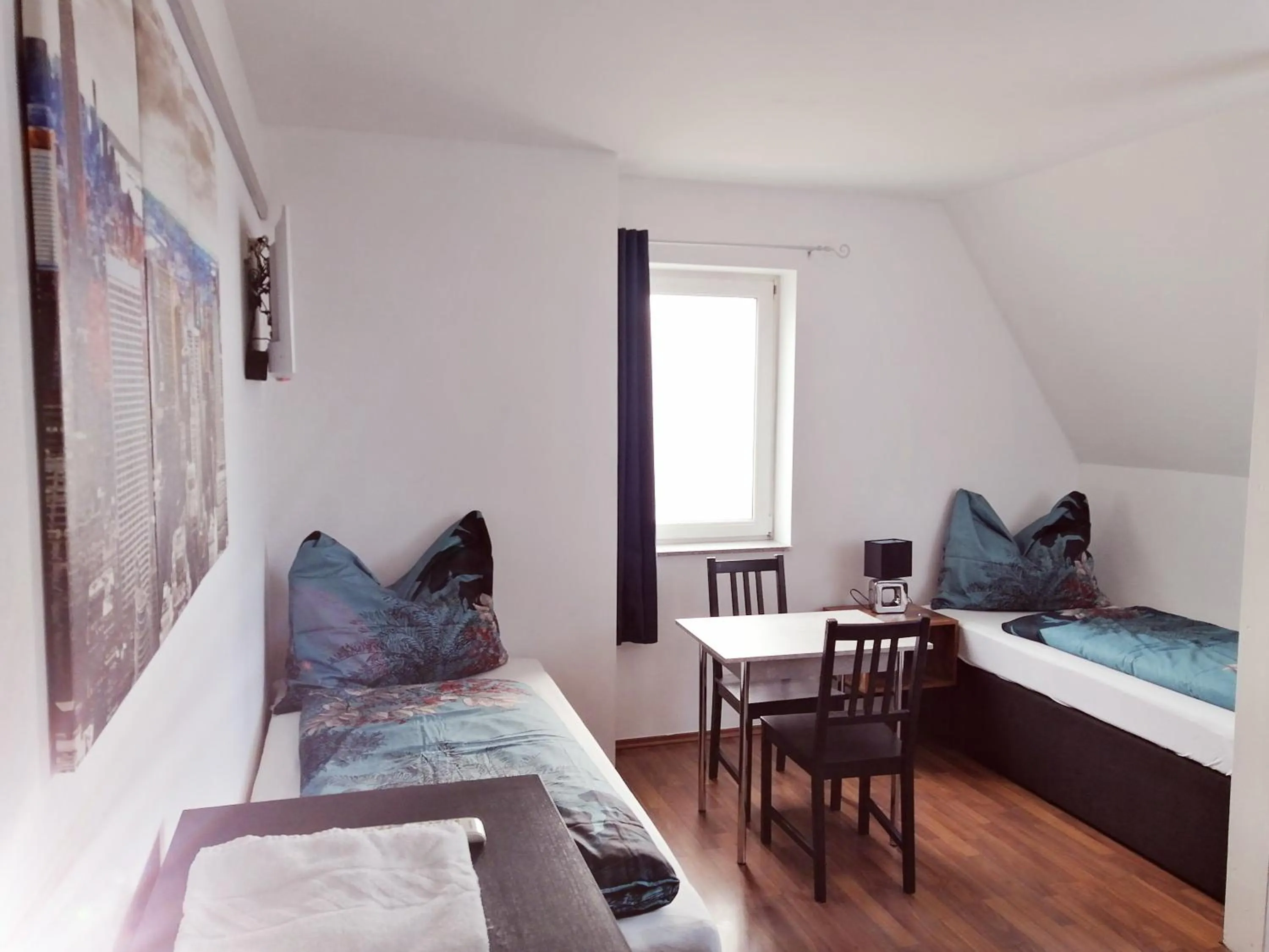 Bed in Motel Graz Ost I Free Parking I Self Check-in