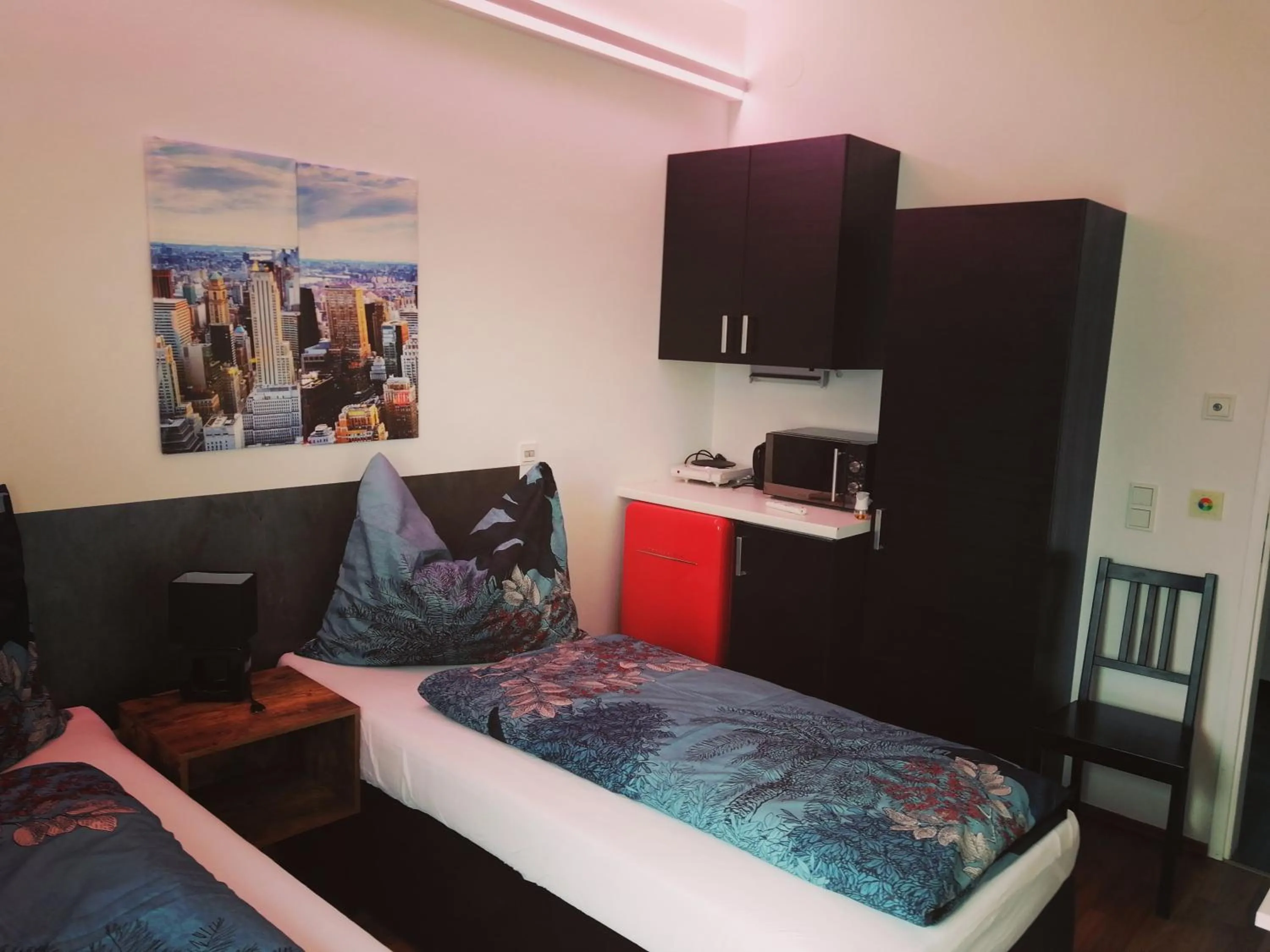 Bed in Motel Graz Ost I Free Parking I Self Check-in