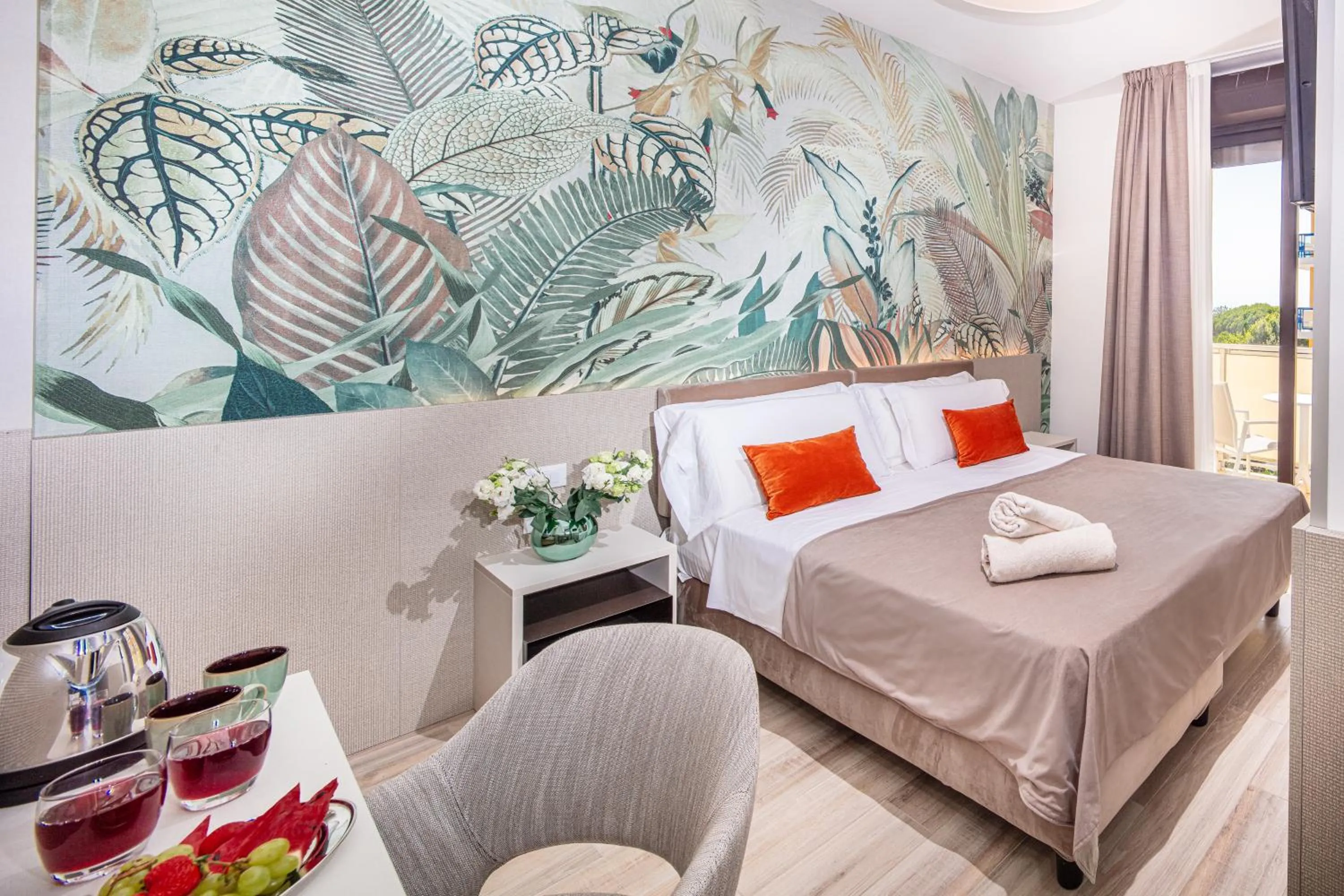 Property building, Bed in Hotel Excelsior