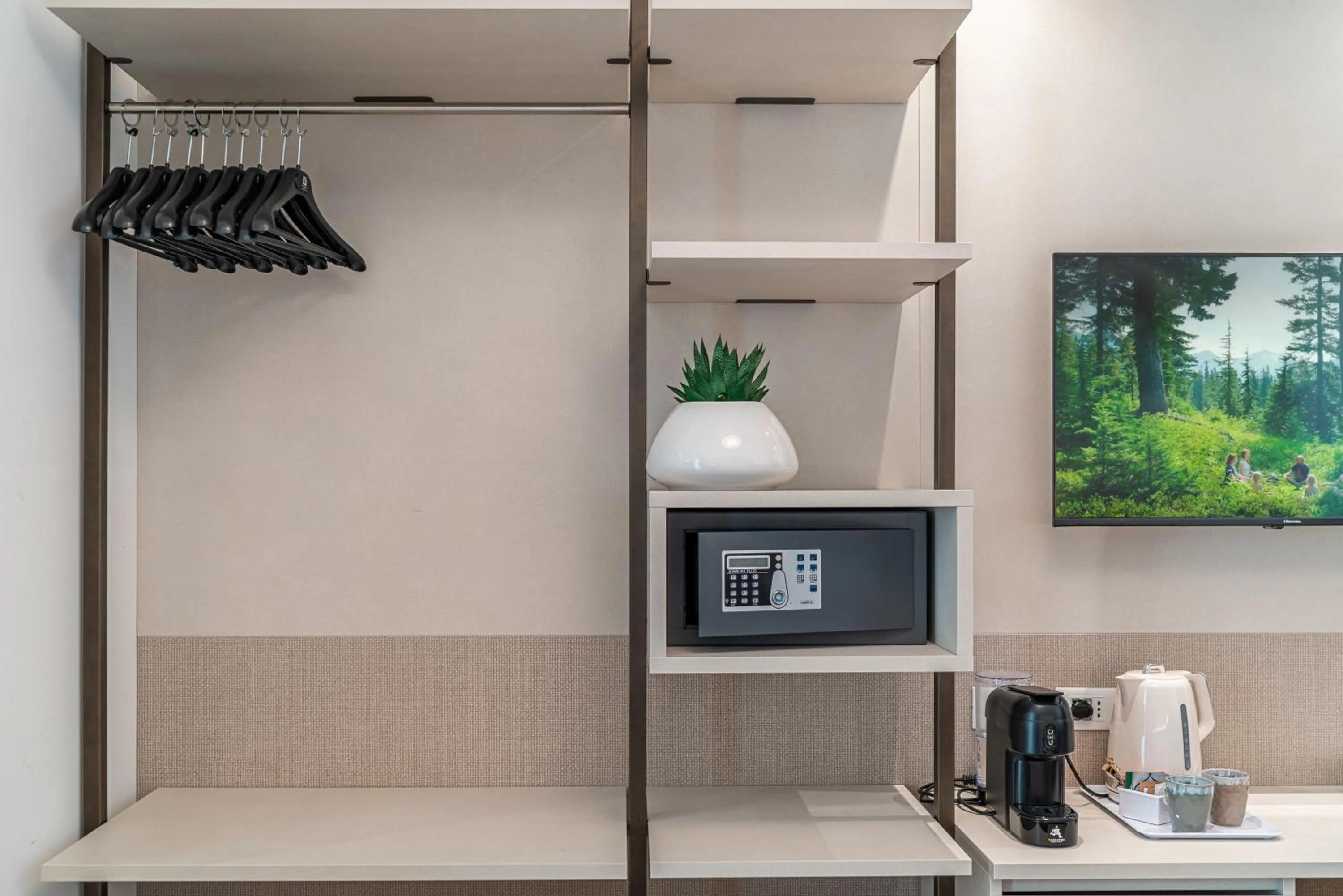 Property building in Hotel Excelsior