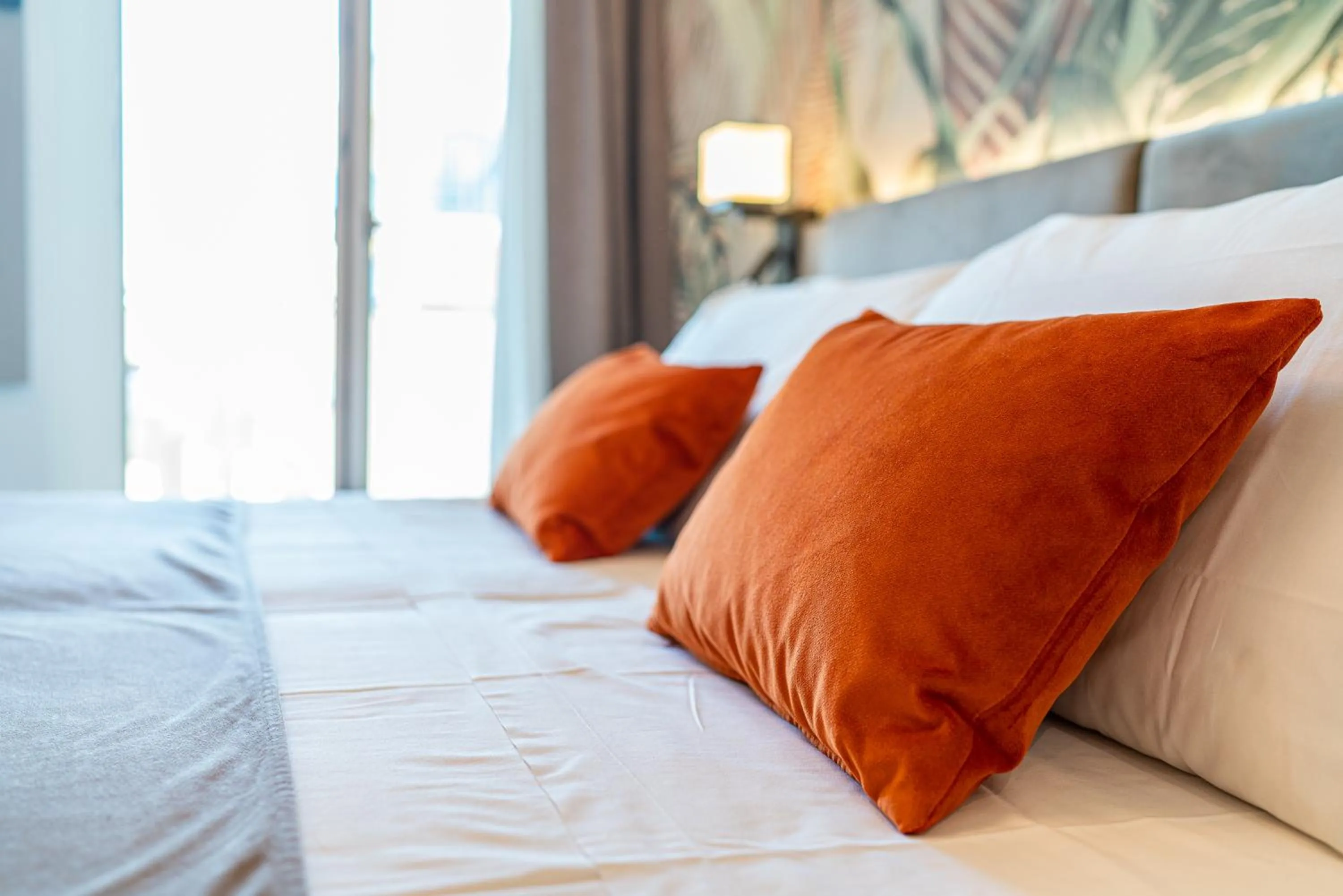 Property building, Bed in Hotel Excelsior