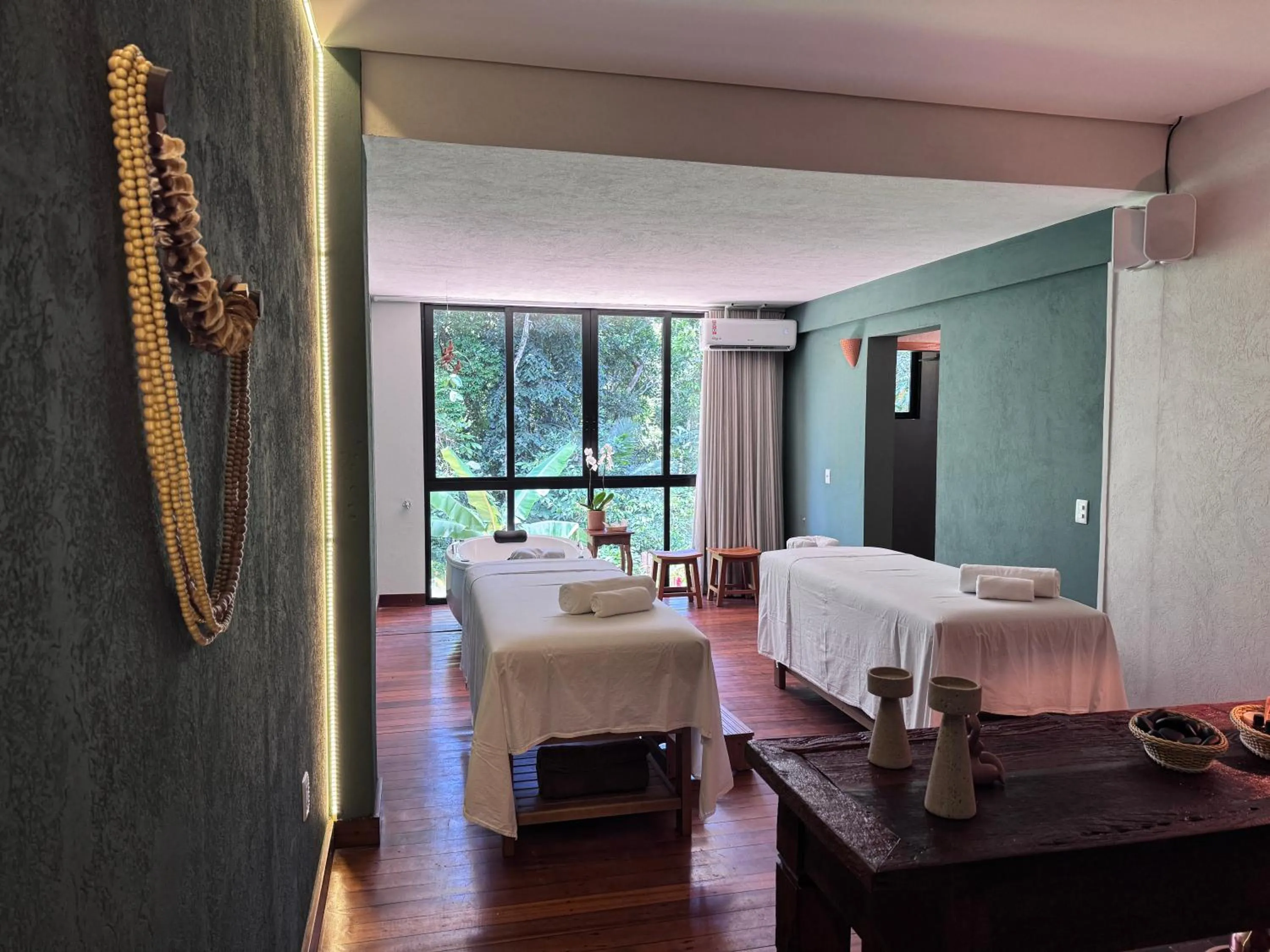 Massage, Bed in Aysú Trancoso Boutique Hotel