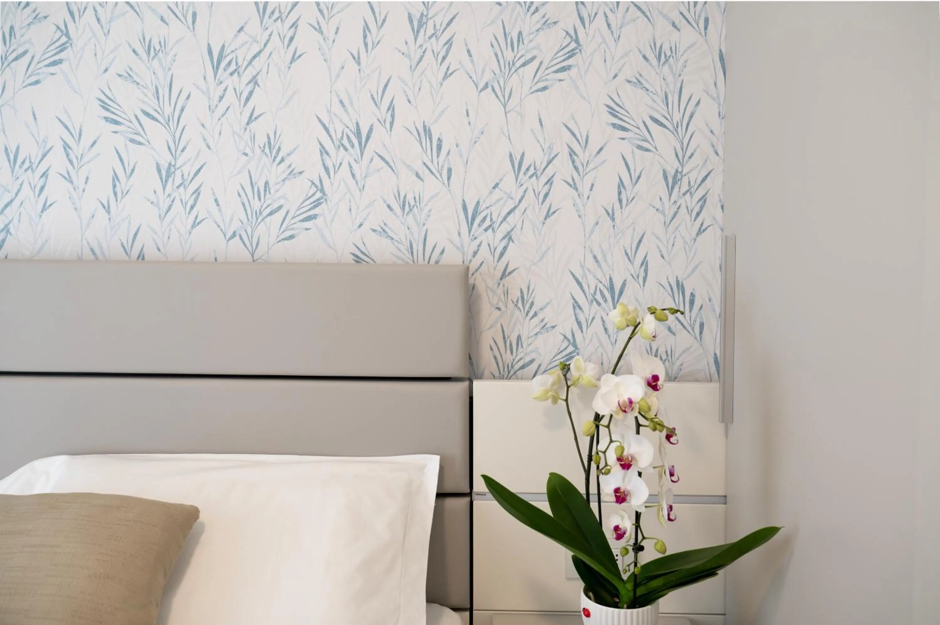 Decorative detail, Bed in Hotel Astoria