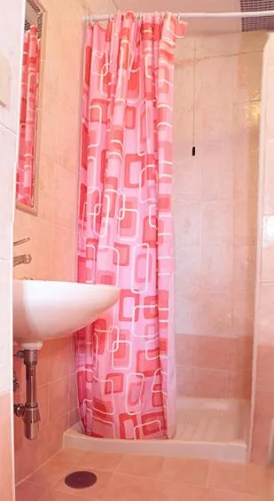 Bathroom in Hotel Euro Quiris