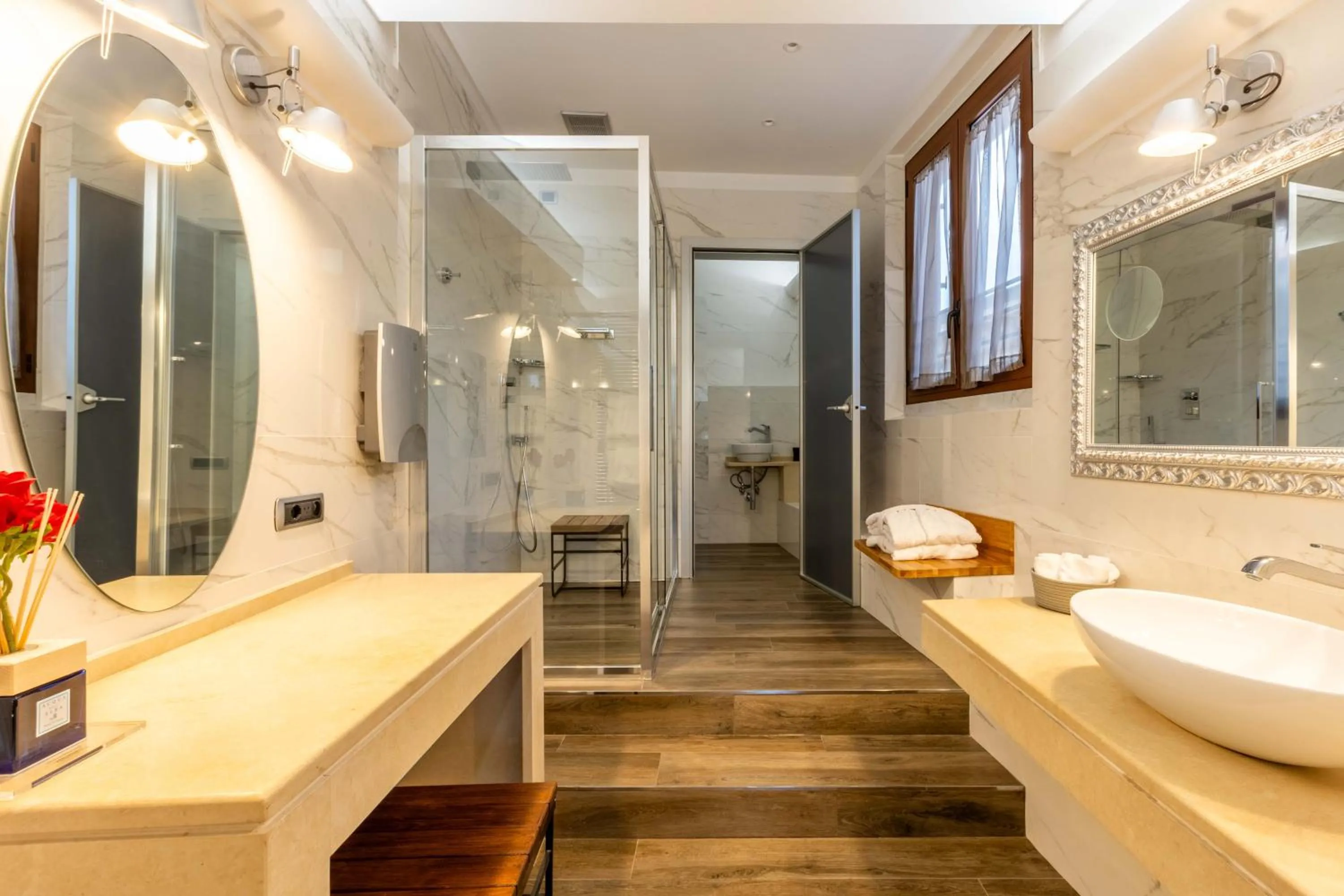 Bathroom in Relais Hotel Centrale "Dimora Storica"