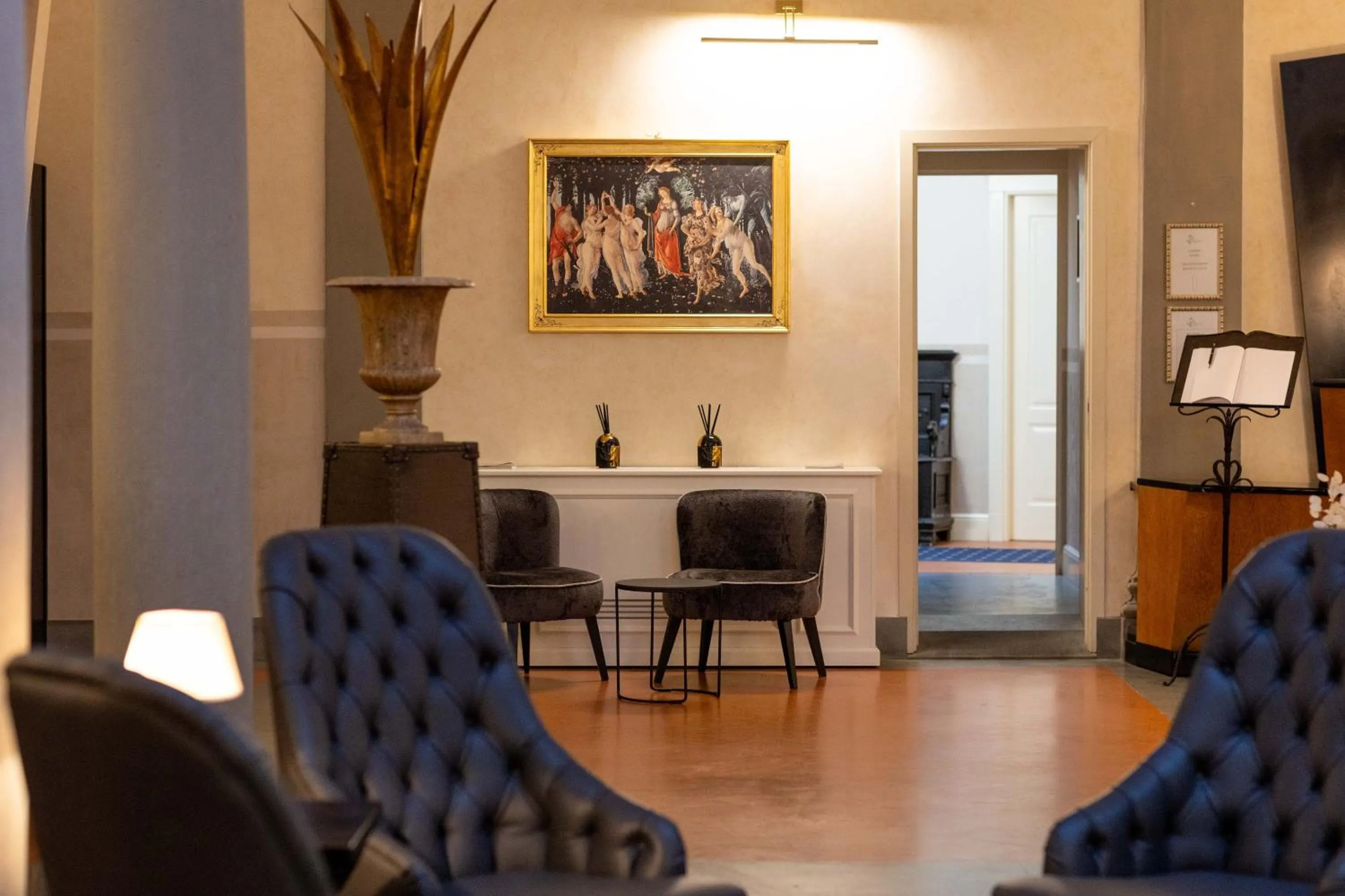 Living room in Relais Hotel Centrale "Dimora Storica"