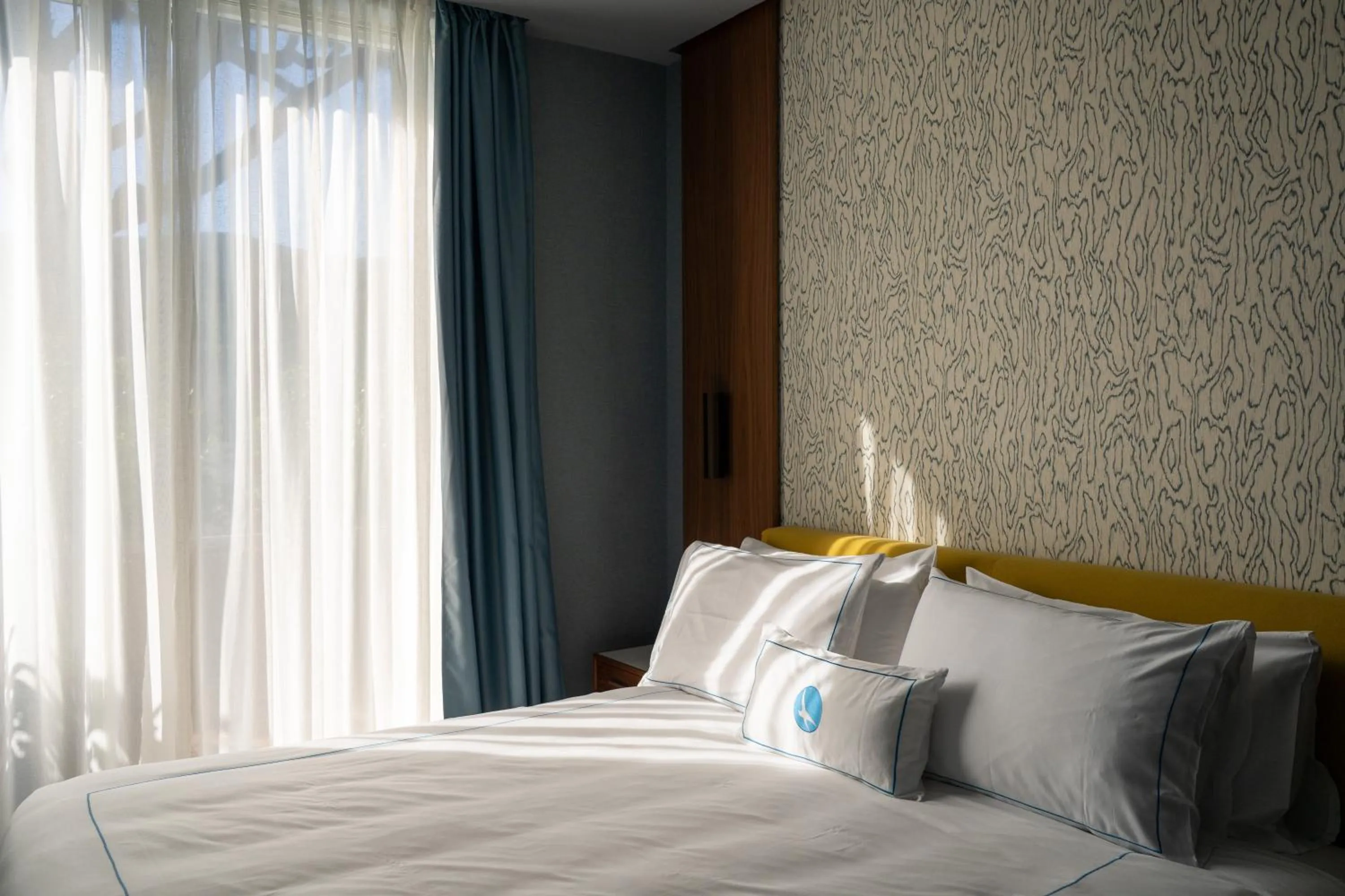 Bedroom, Bed in Gallia Palace Hotel - Relais & Châteaux