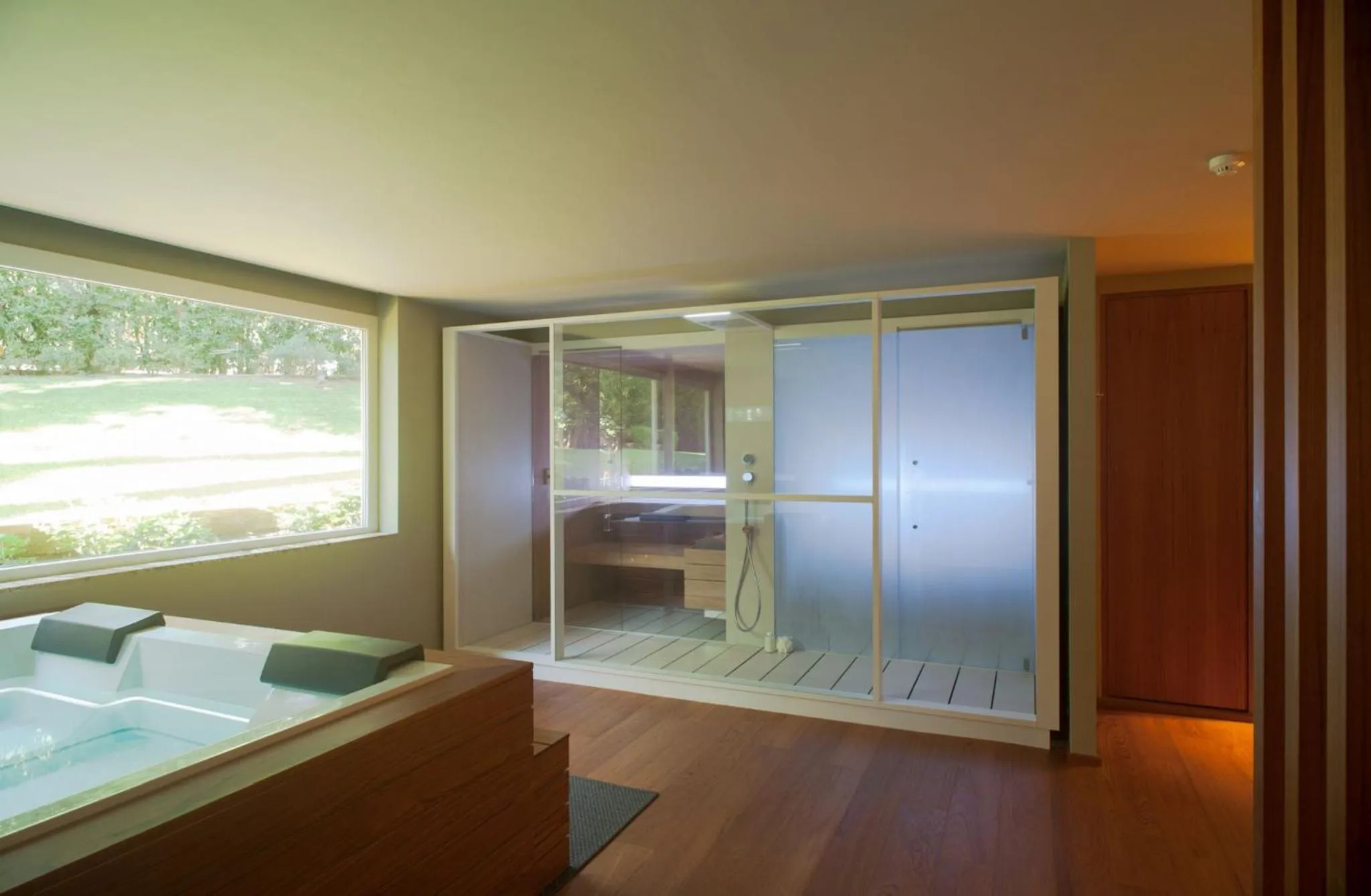 Spa and wellness centre/facilities in Gallia Palace Hotel - Relais & Châteaux