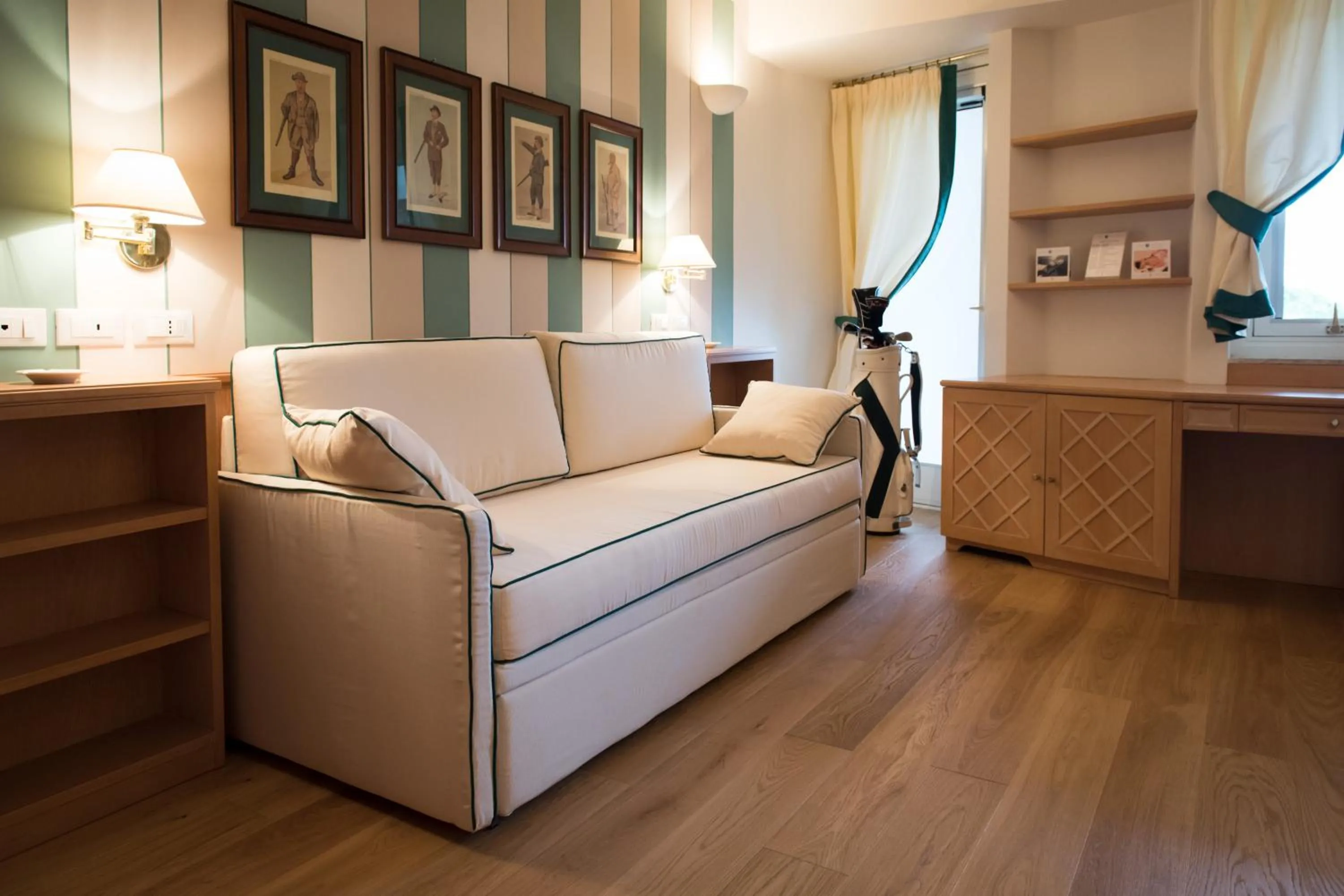 Living room in Gallia Palace Hotel - Relais & Châteaux