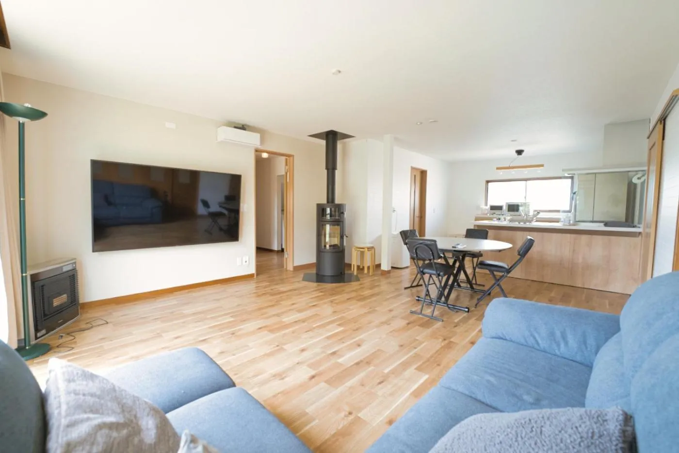 Living room in Maple Farm