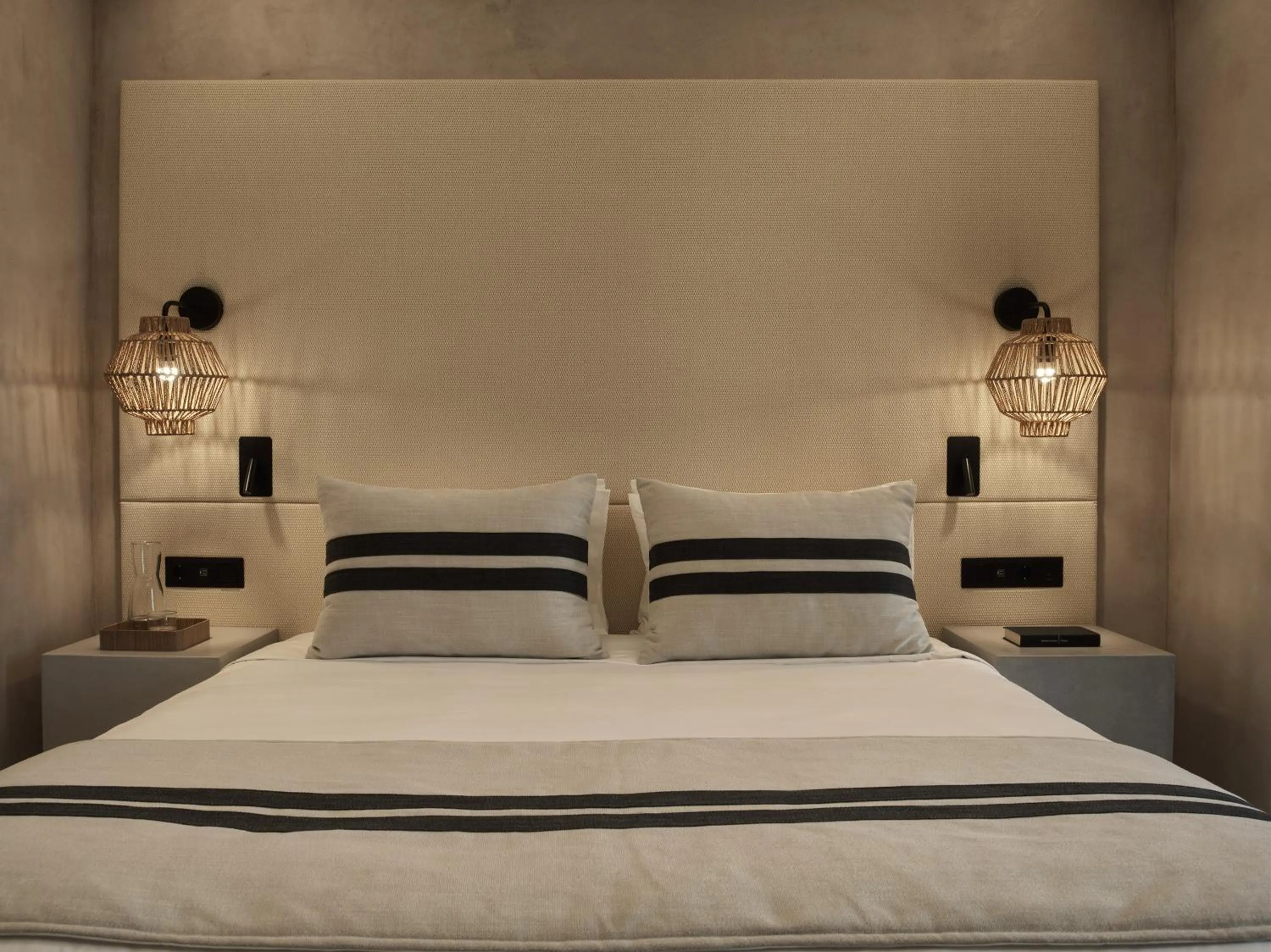 Bed in Yi Hotel Mykonos