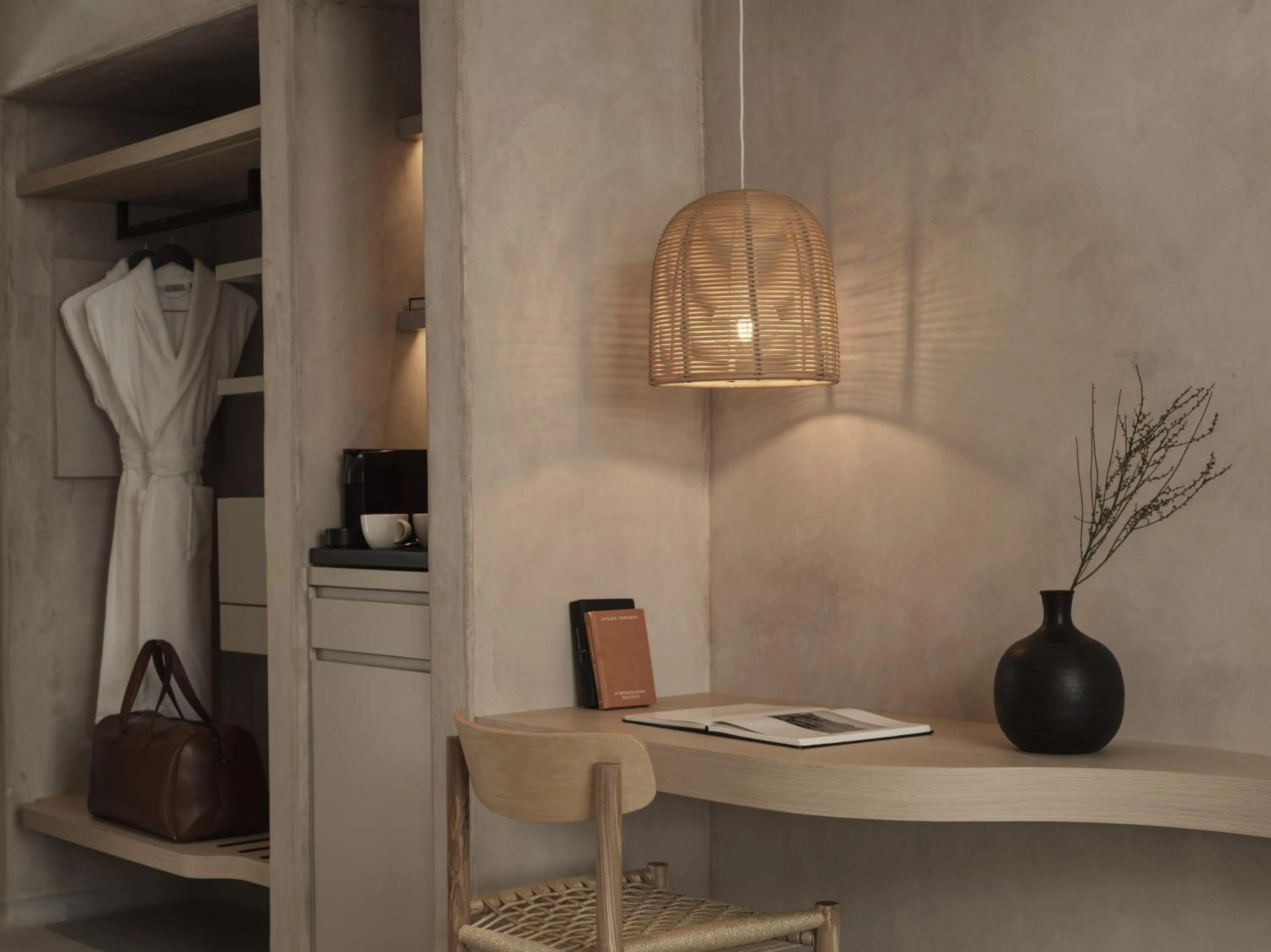 Coffee/tea facilities in Yi Hotel Mykonos