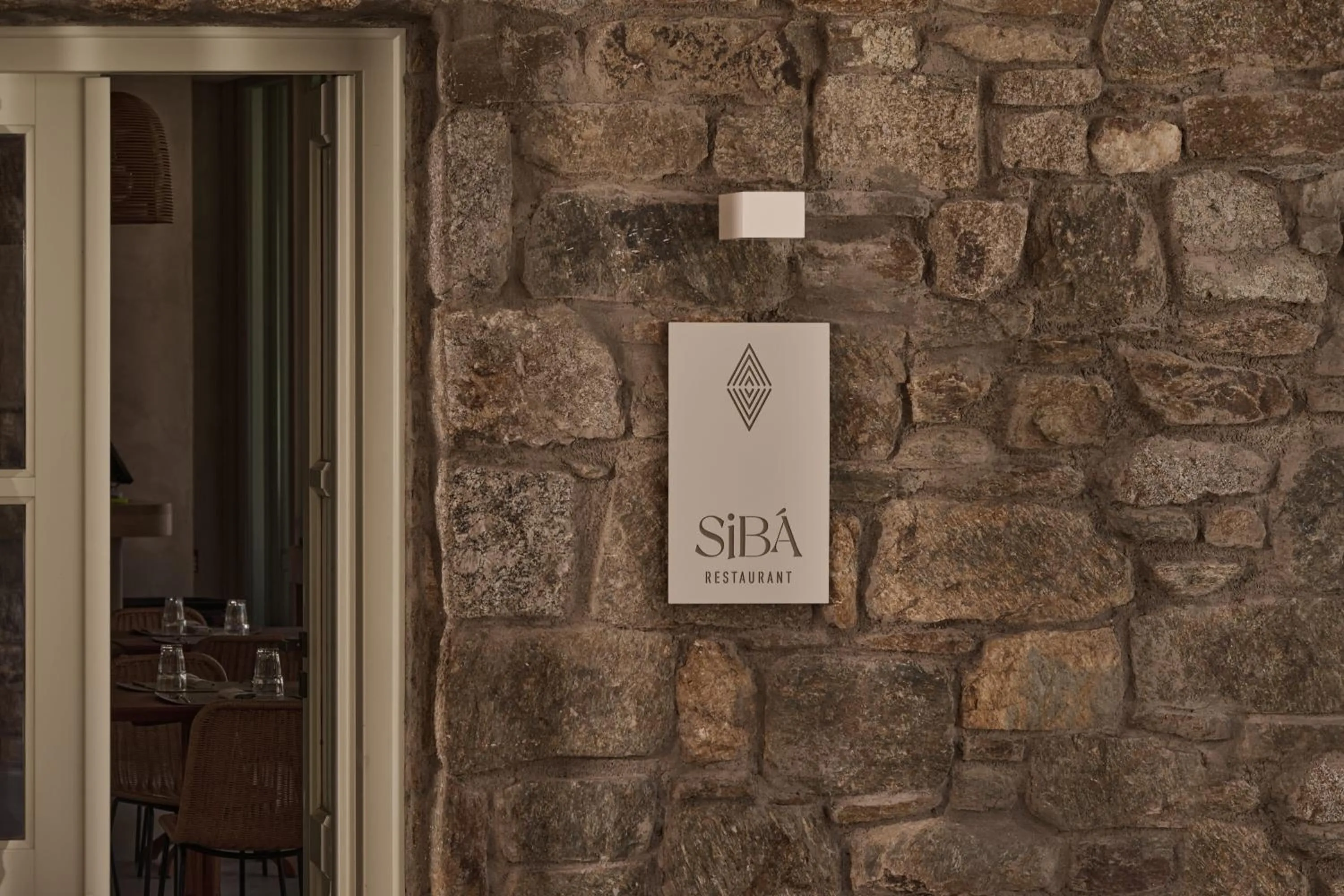 Restaurant/places to eat in Yi Hotel Mykonos