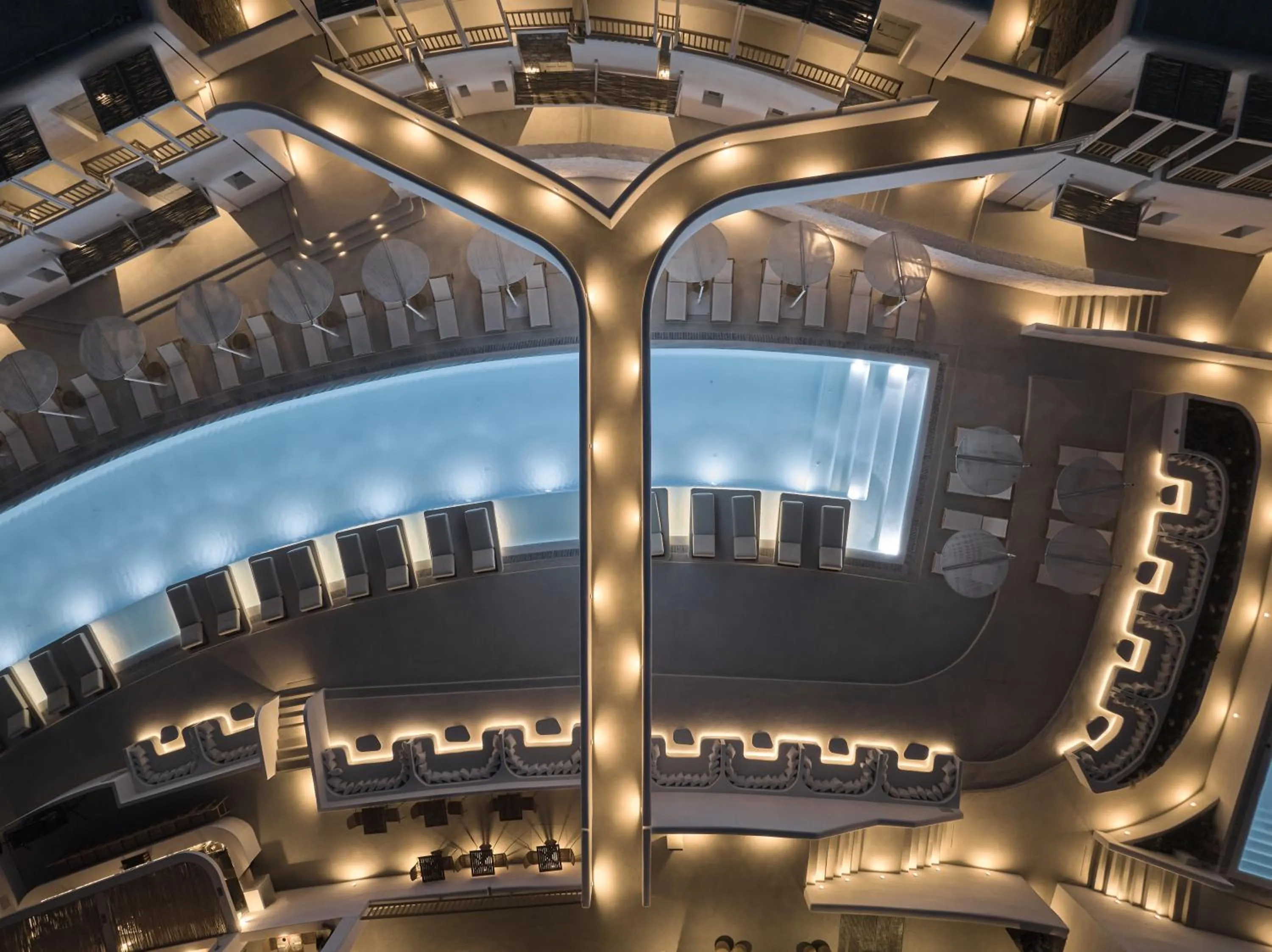 Night in Yi Hotel Mykonos