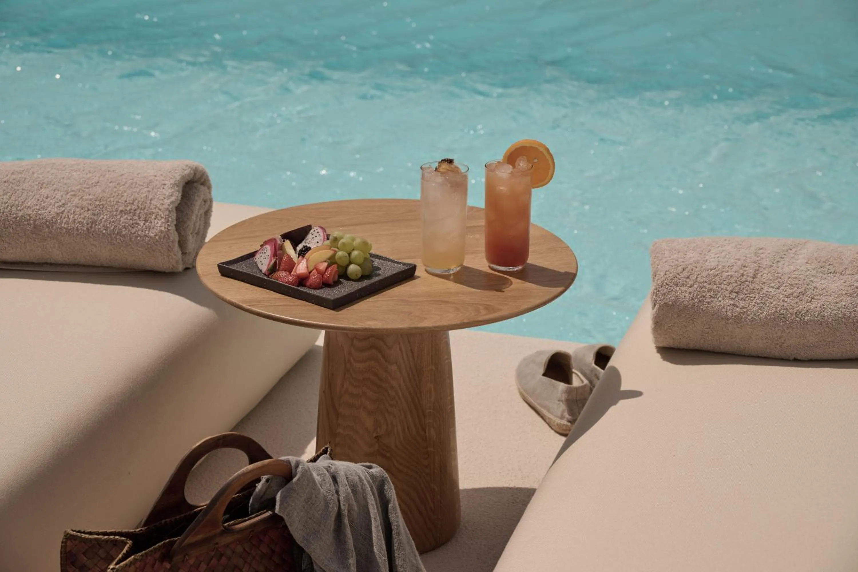 Food and drinks in Yi Hotel Mykonos