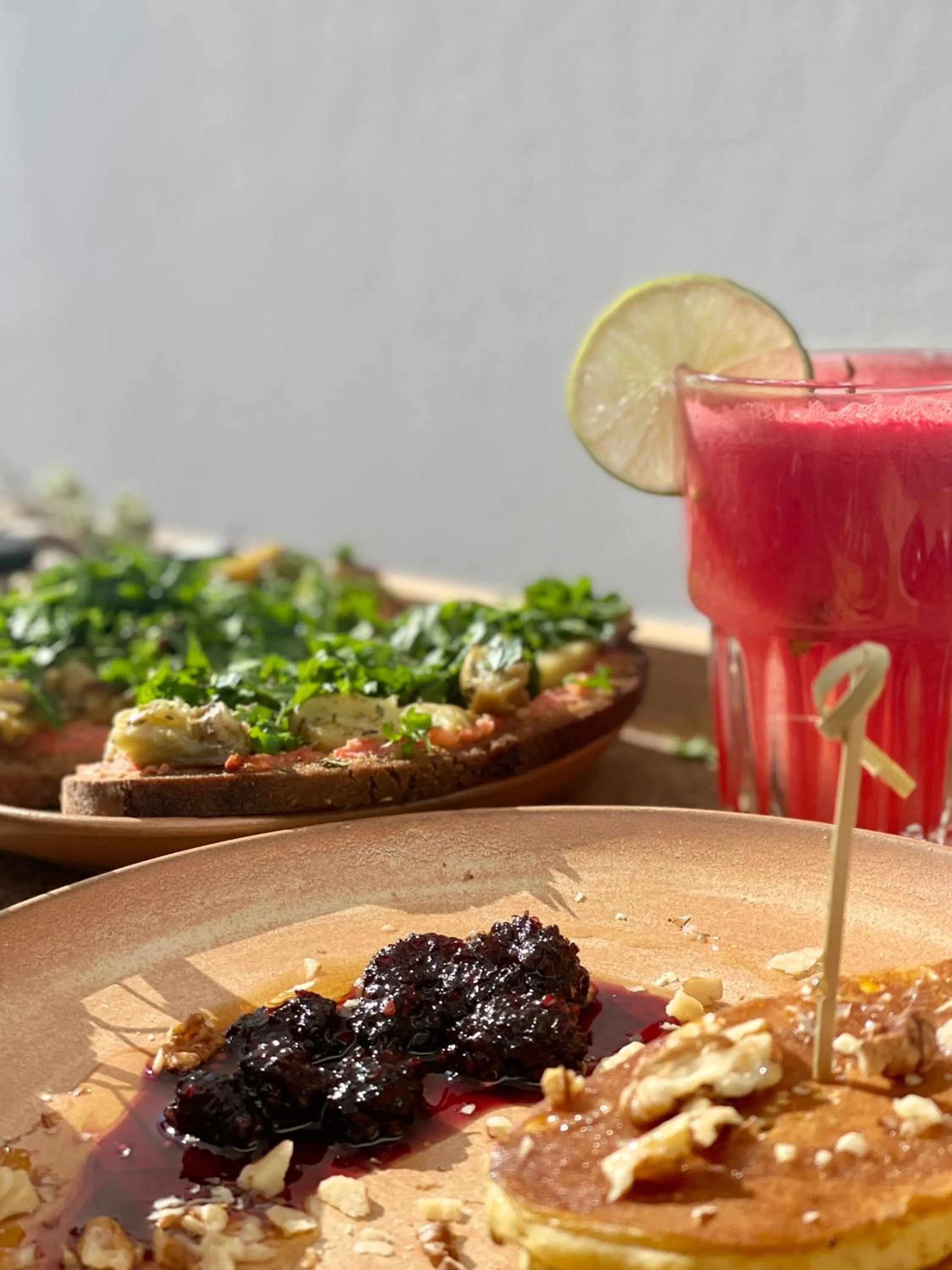 Food and drinks in Ethos Vegan Suites Fira, Santorini