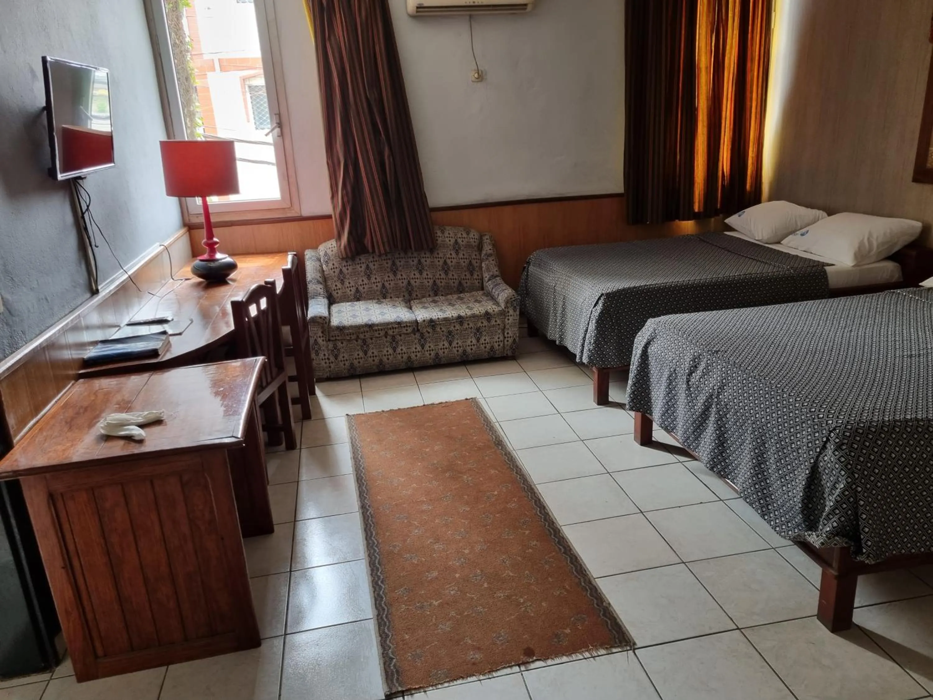 Bedroom, Bed in HOTEL SAFFANA