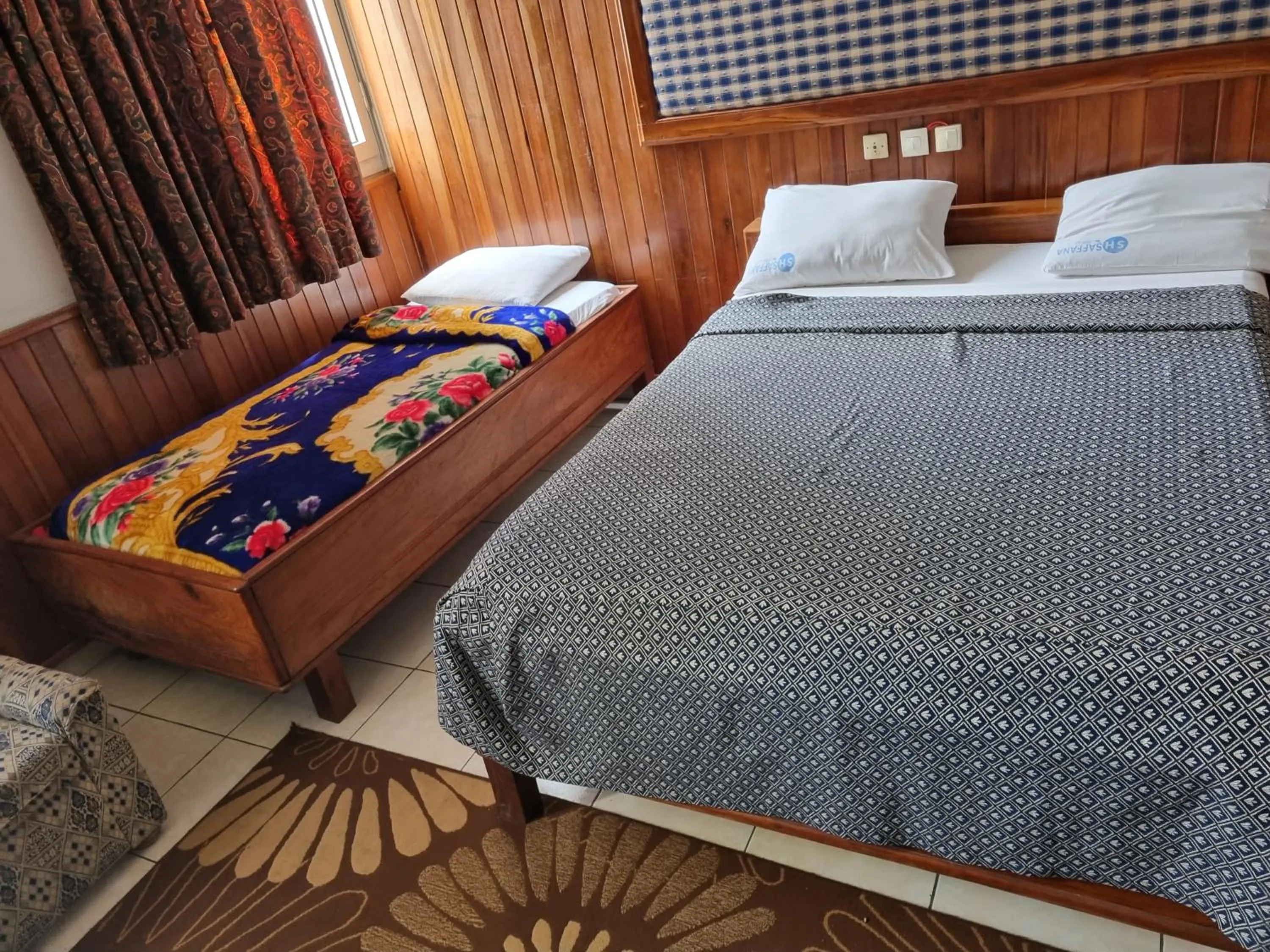 Bedroom, Bed in HOTEL SAFFANA