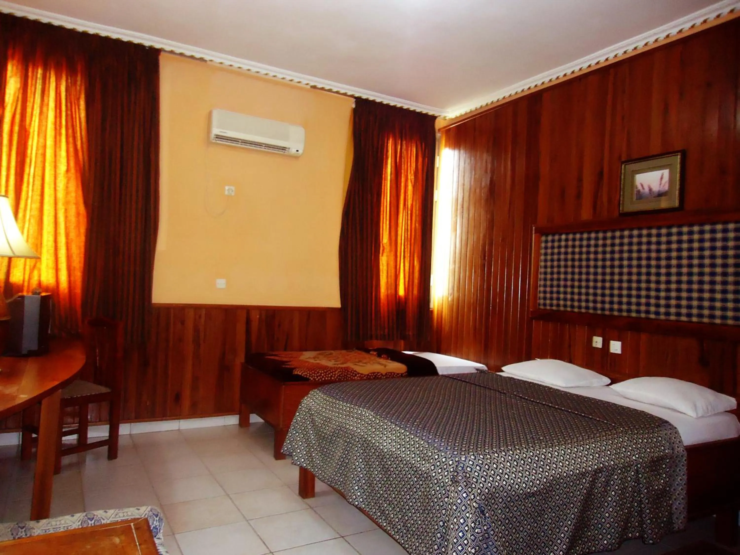 Bedroom, Bed in HOTEL SAFFANA