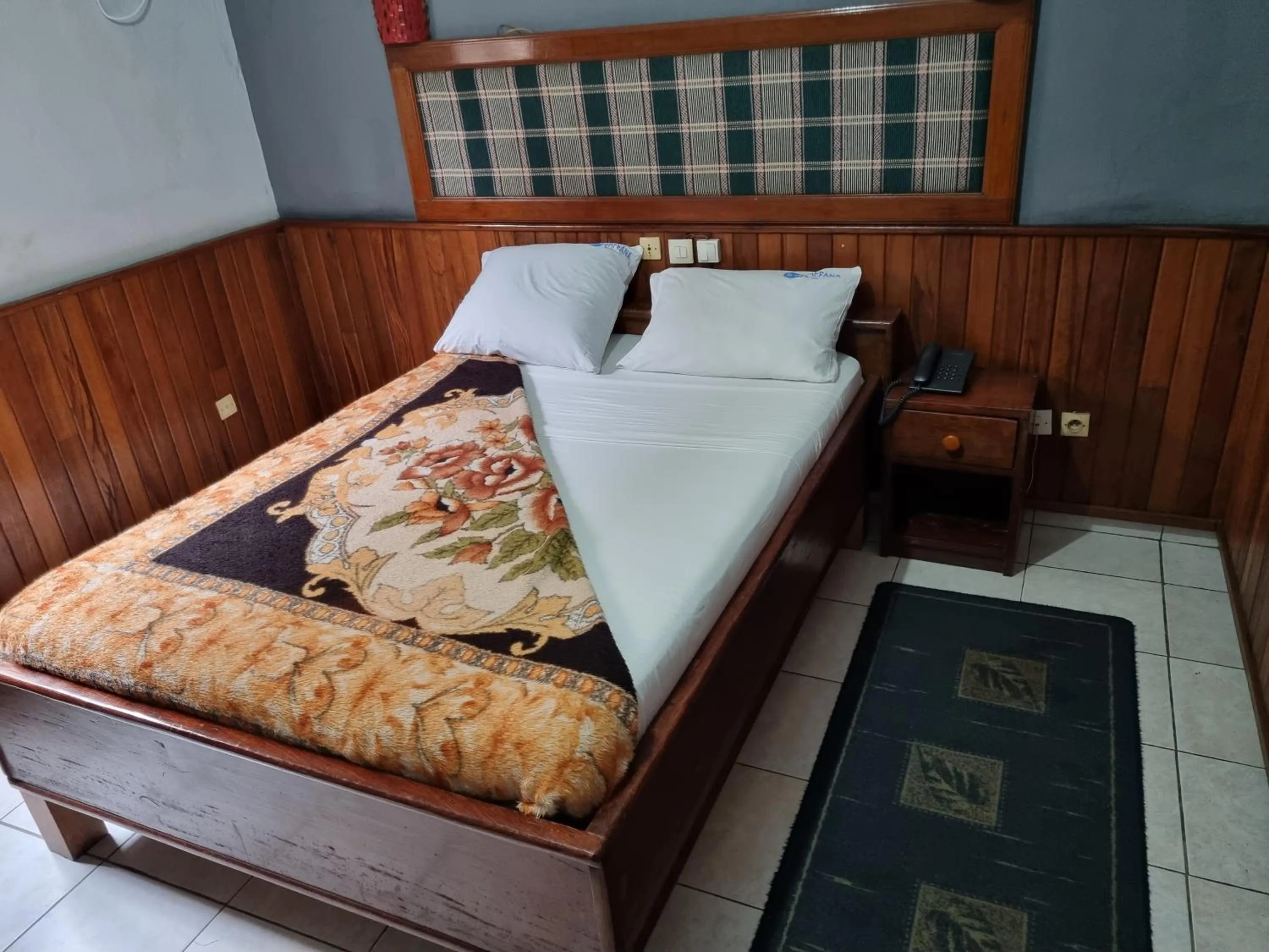 Bedroom, Bed in HOTEL SAFFANA