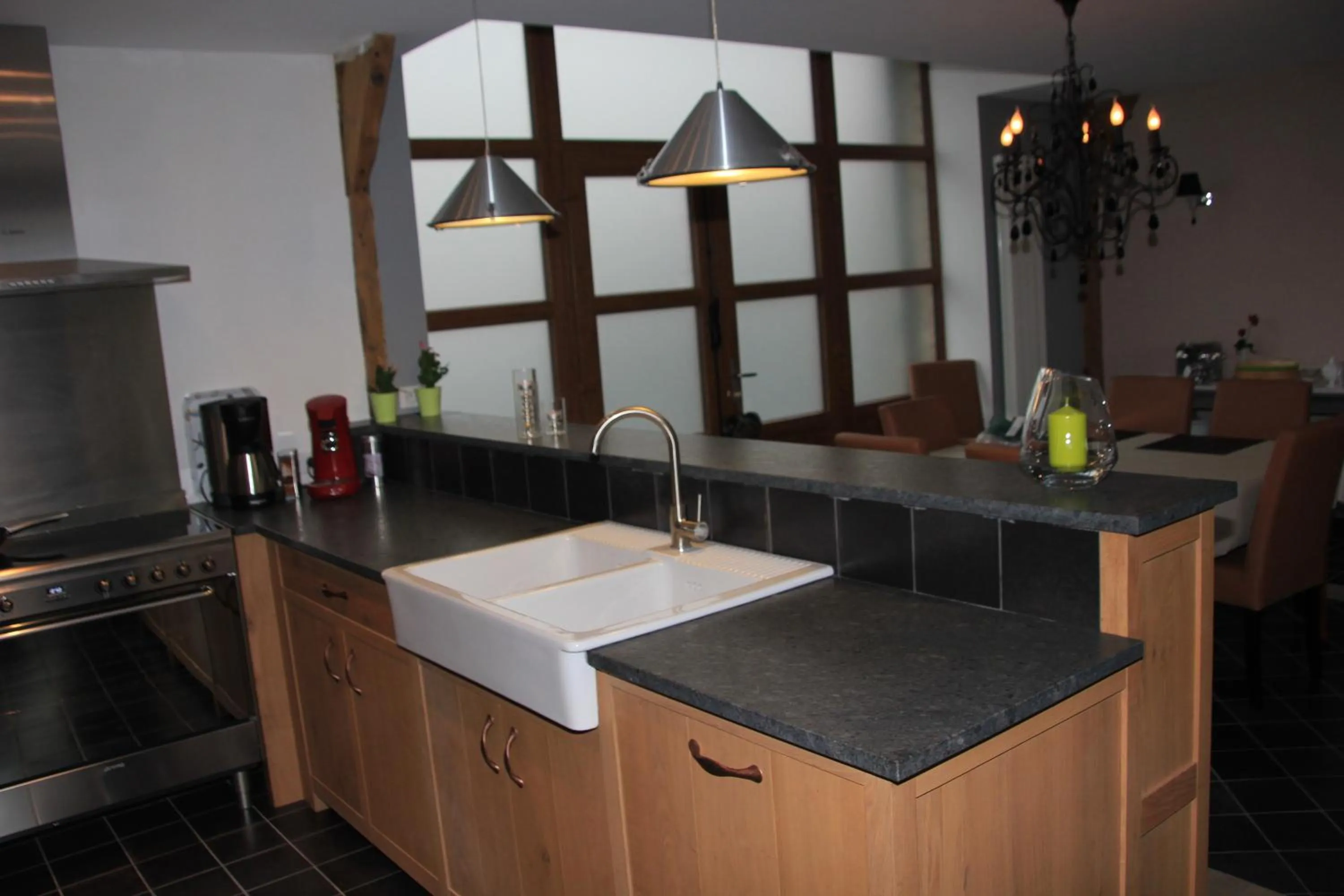 Kitchen or kitchenette in Au Coeur Des Hôtes