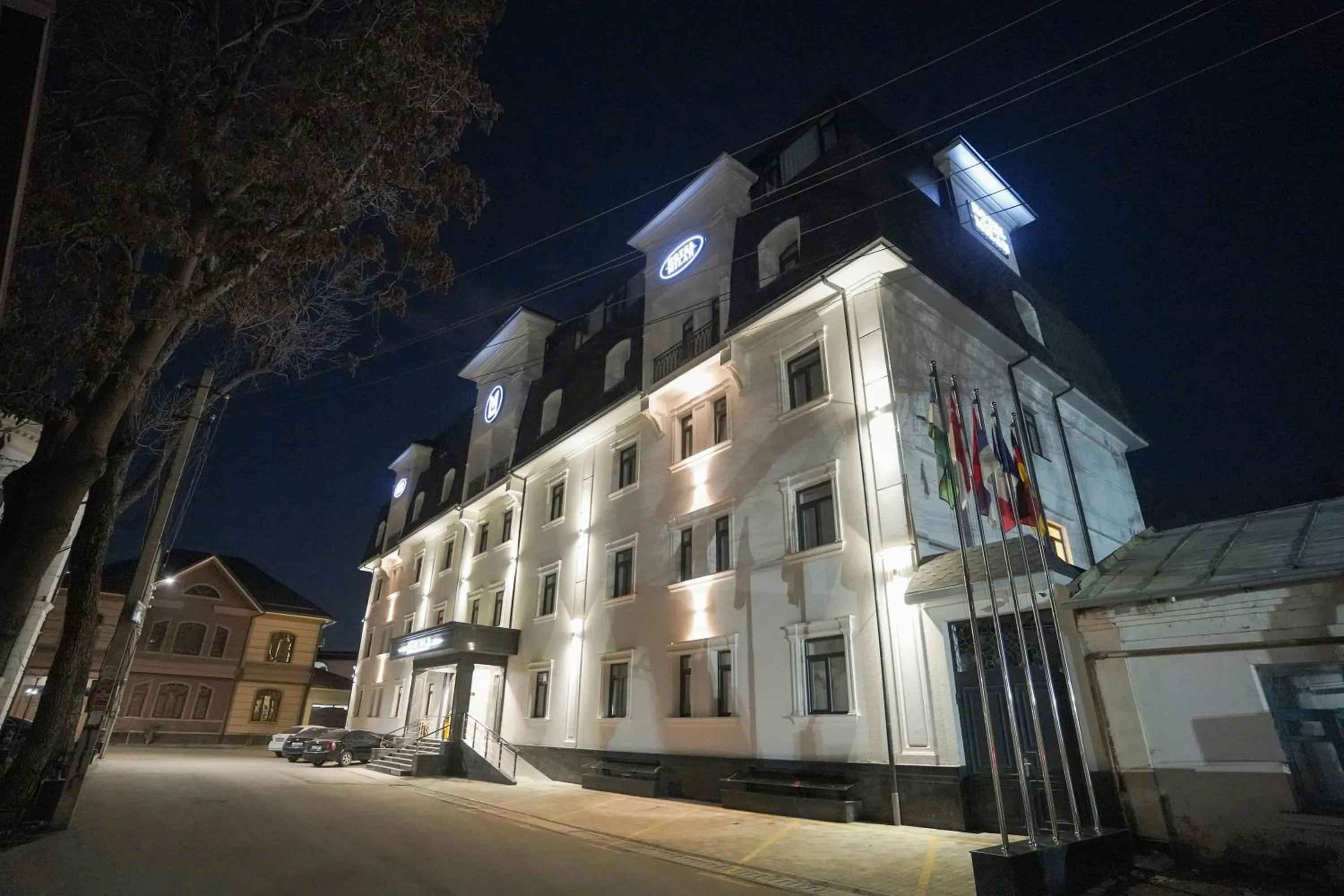 Property building in Milan Hotel