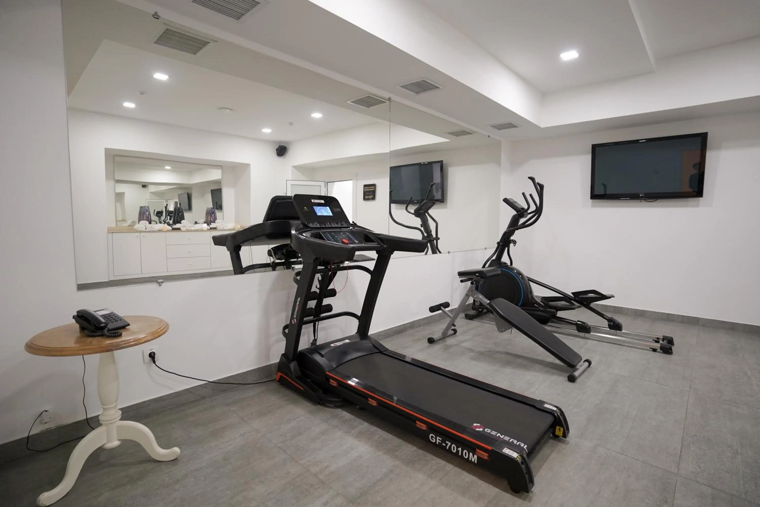 Fitness centre/facilities in Milan Hotel