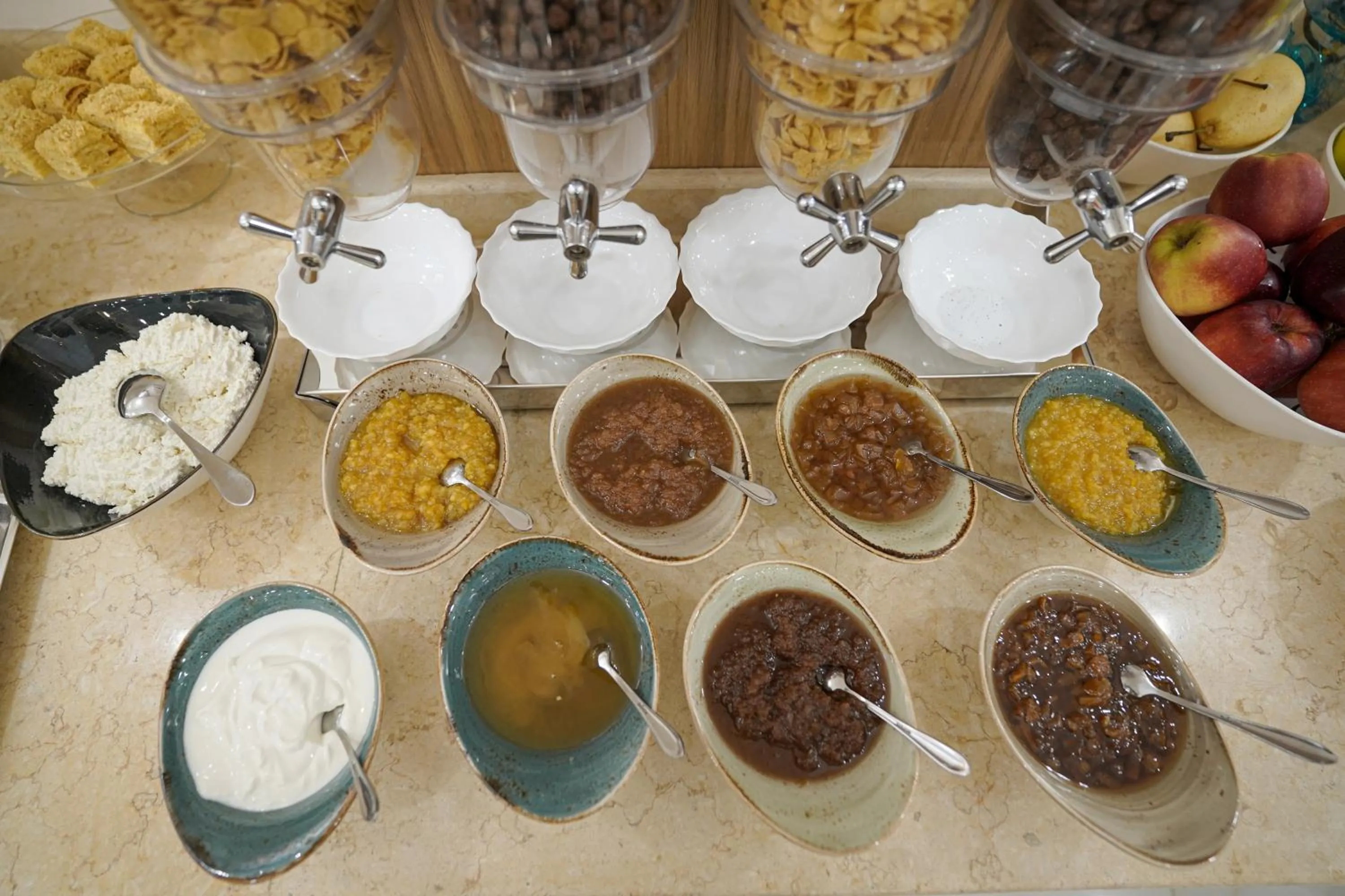 Food and drinks in Milan Hotel