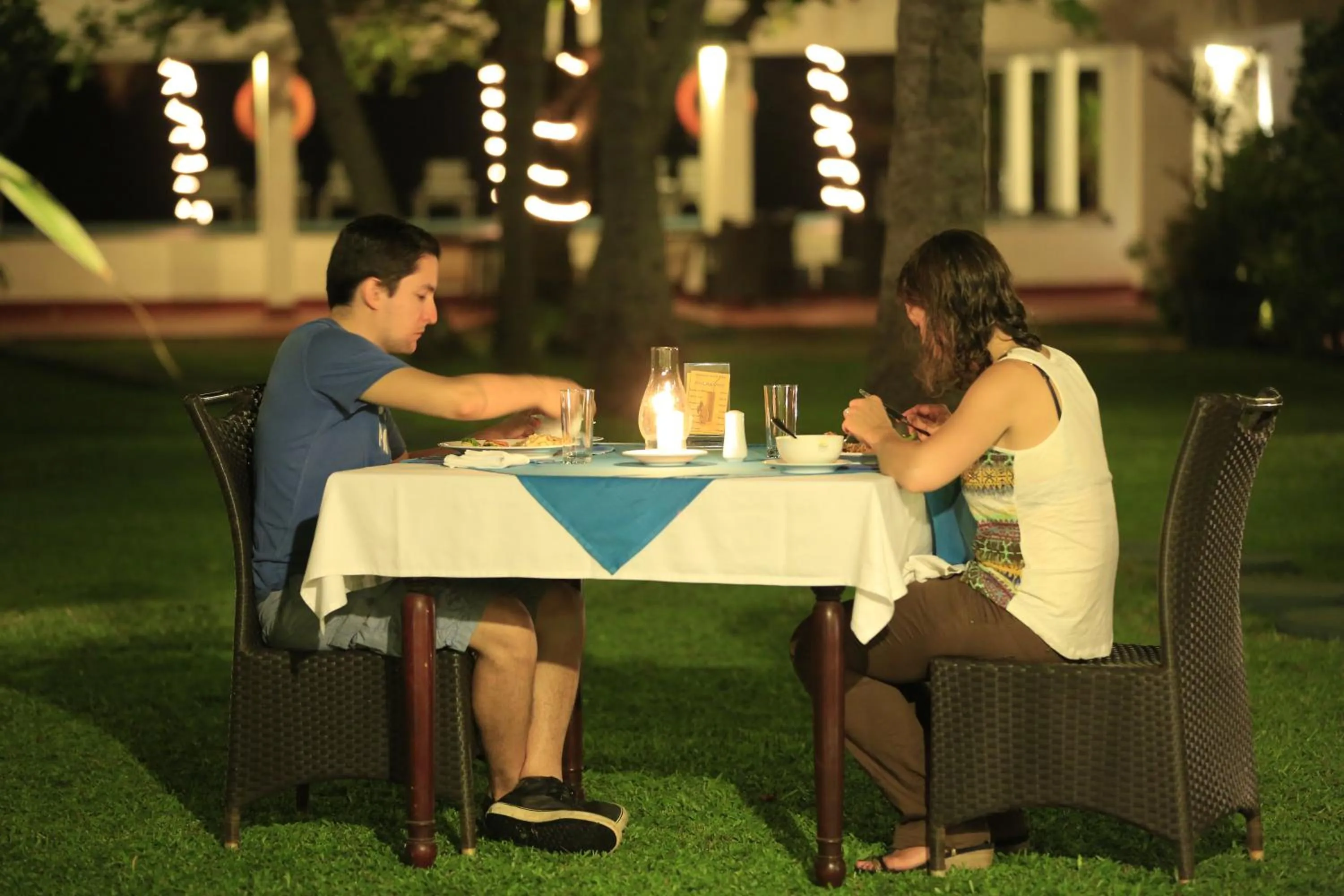 Guests in Catamaran Beach Hotel