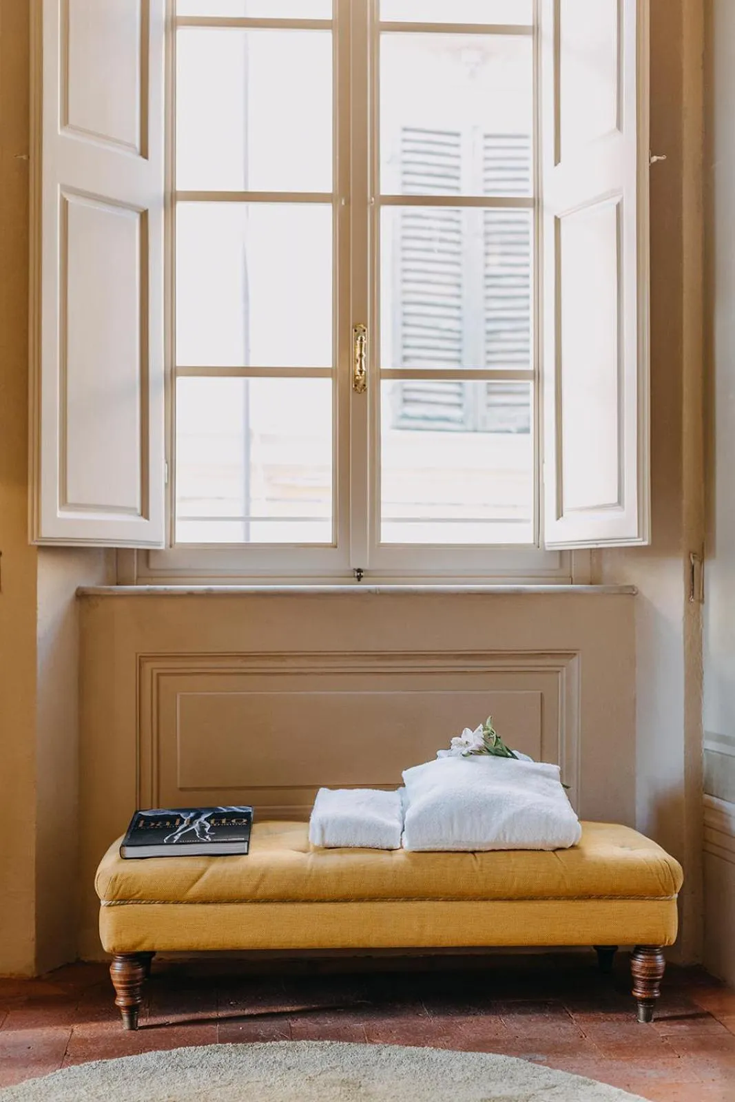 Bathroom, Bed in Palazzo Feroci - Residenza d'epoca