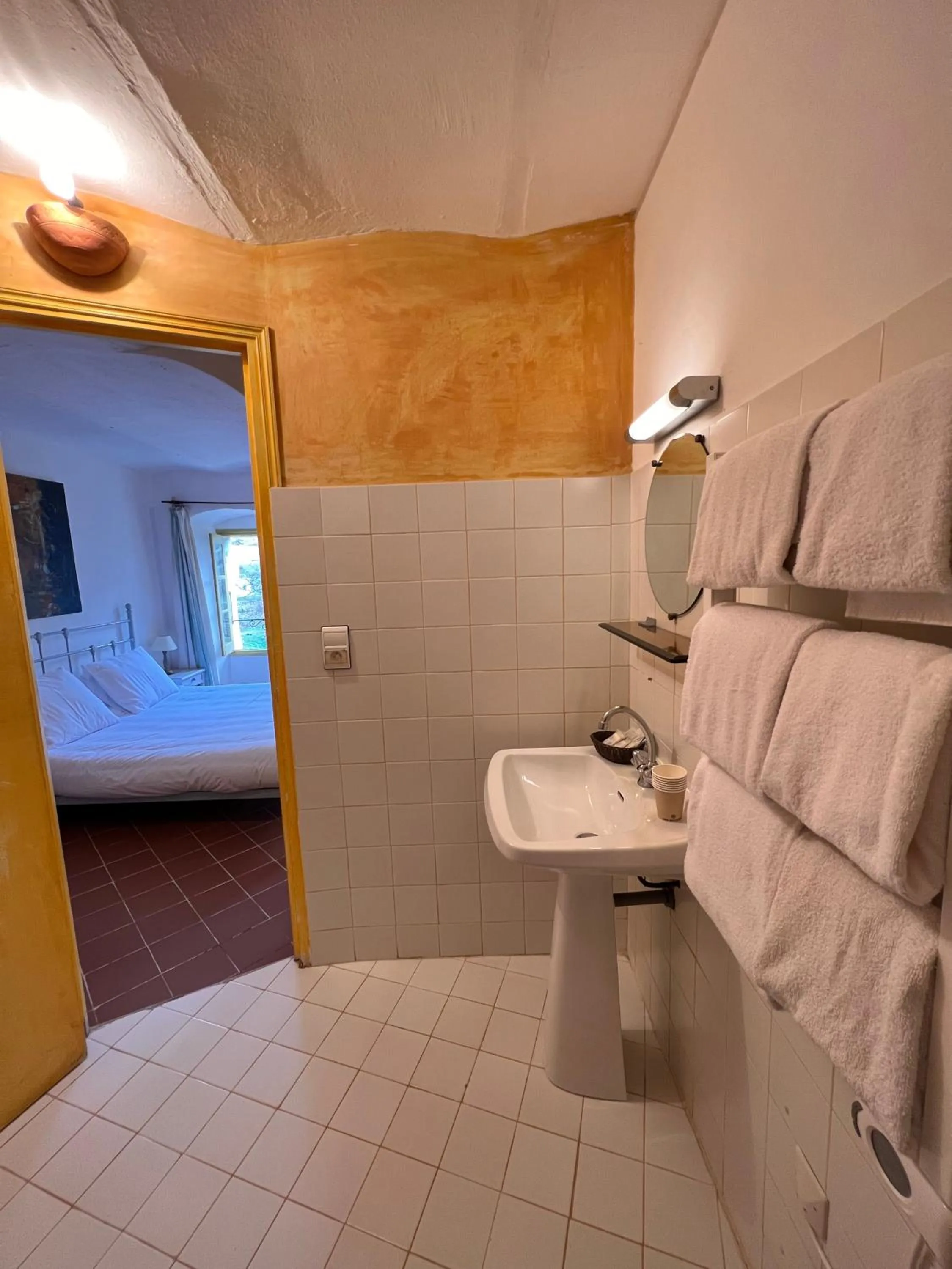 Bathroom, Bed in Casa Musicale