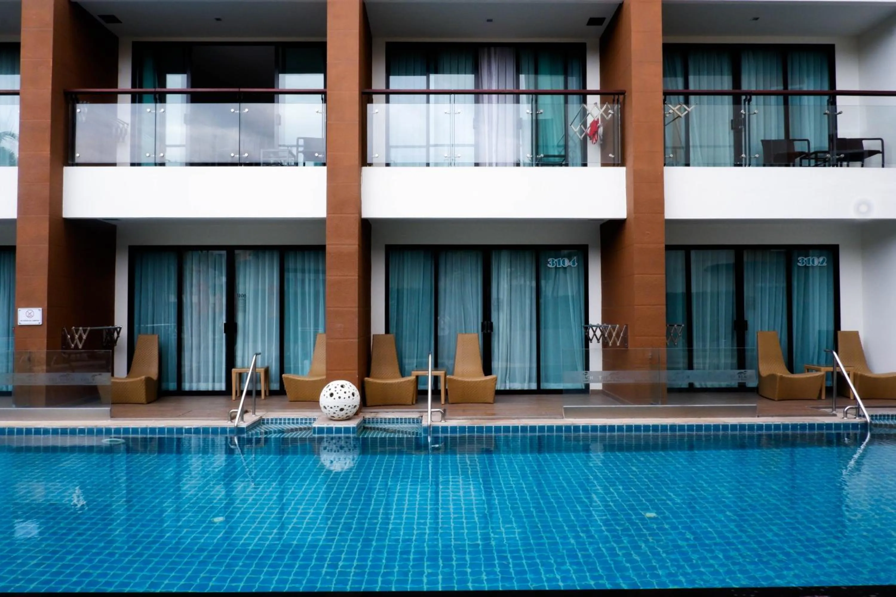 Swimming pool in The Beach Heights Resort SHA Plus