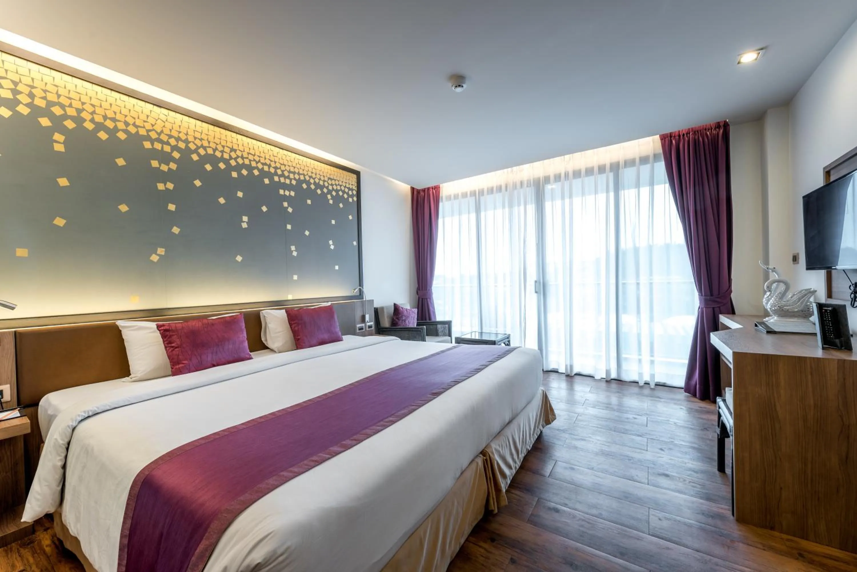 Bedroom, Bed in The Beach Heights Resort SHA Plus