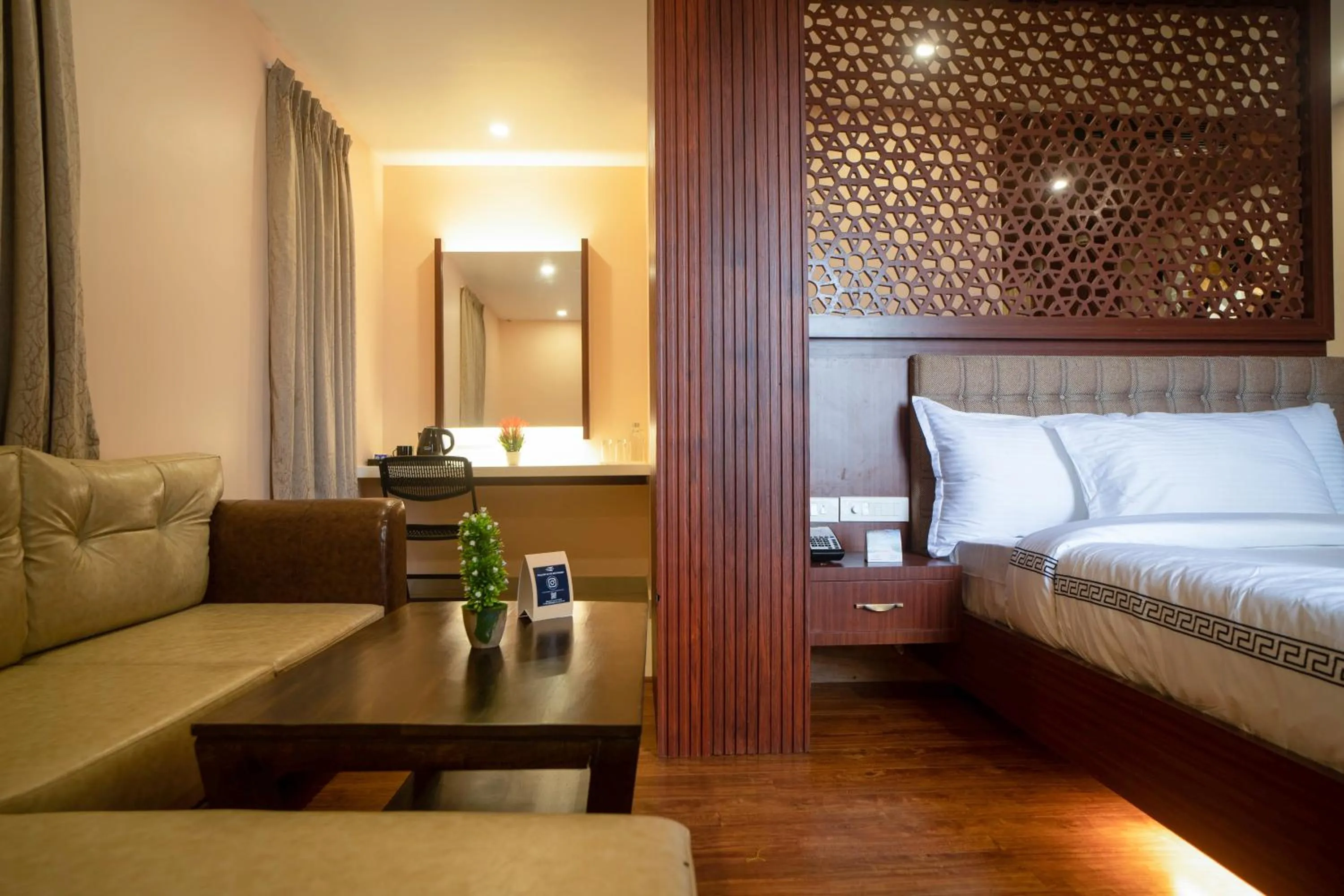 Living room, Bed in Mansha Palace