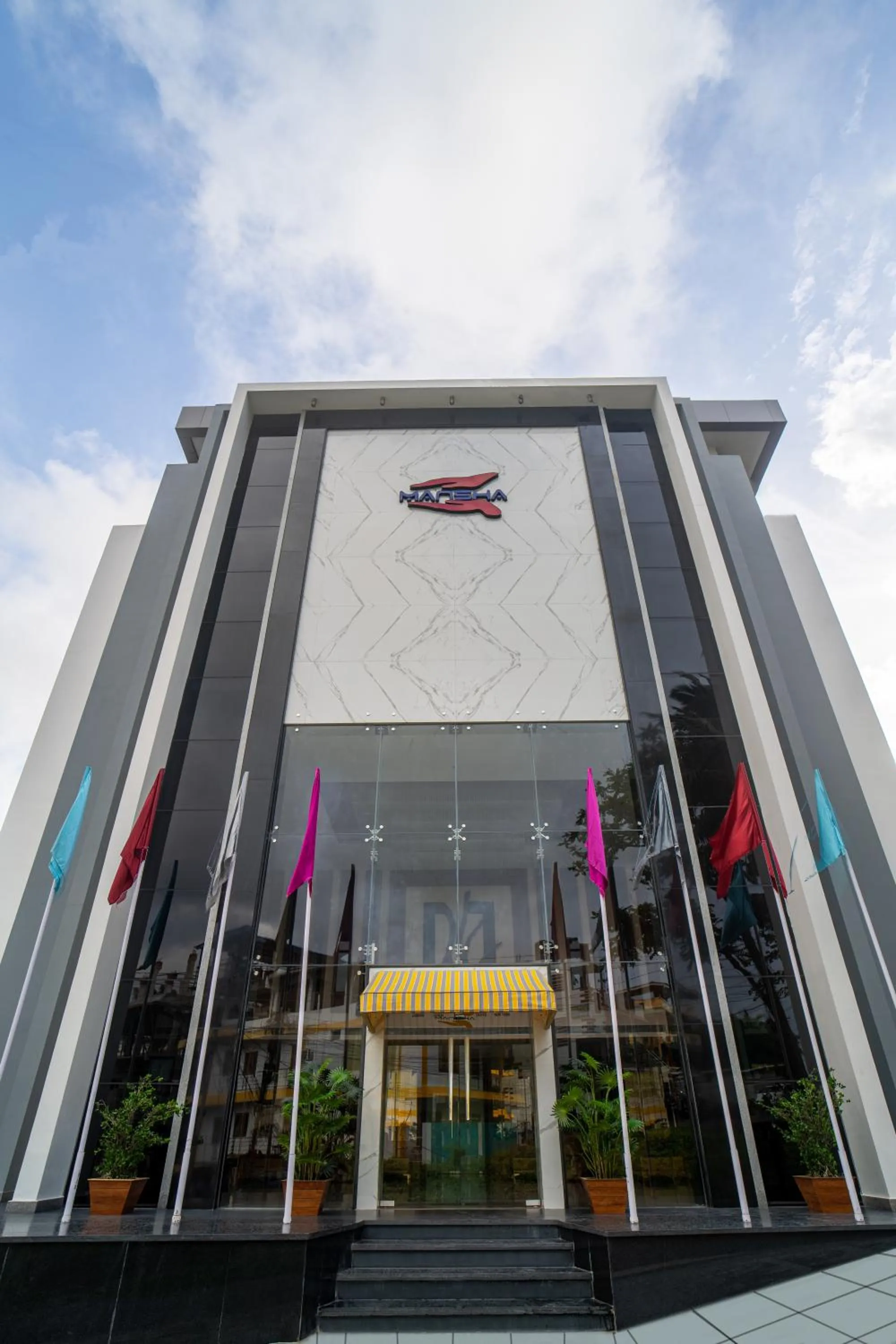 Property building in Mansha Palace