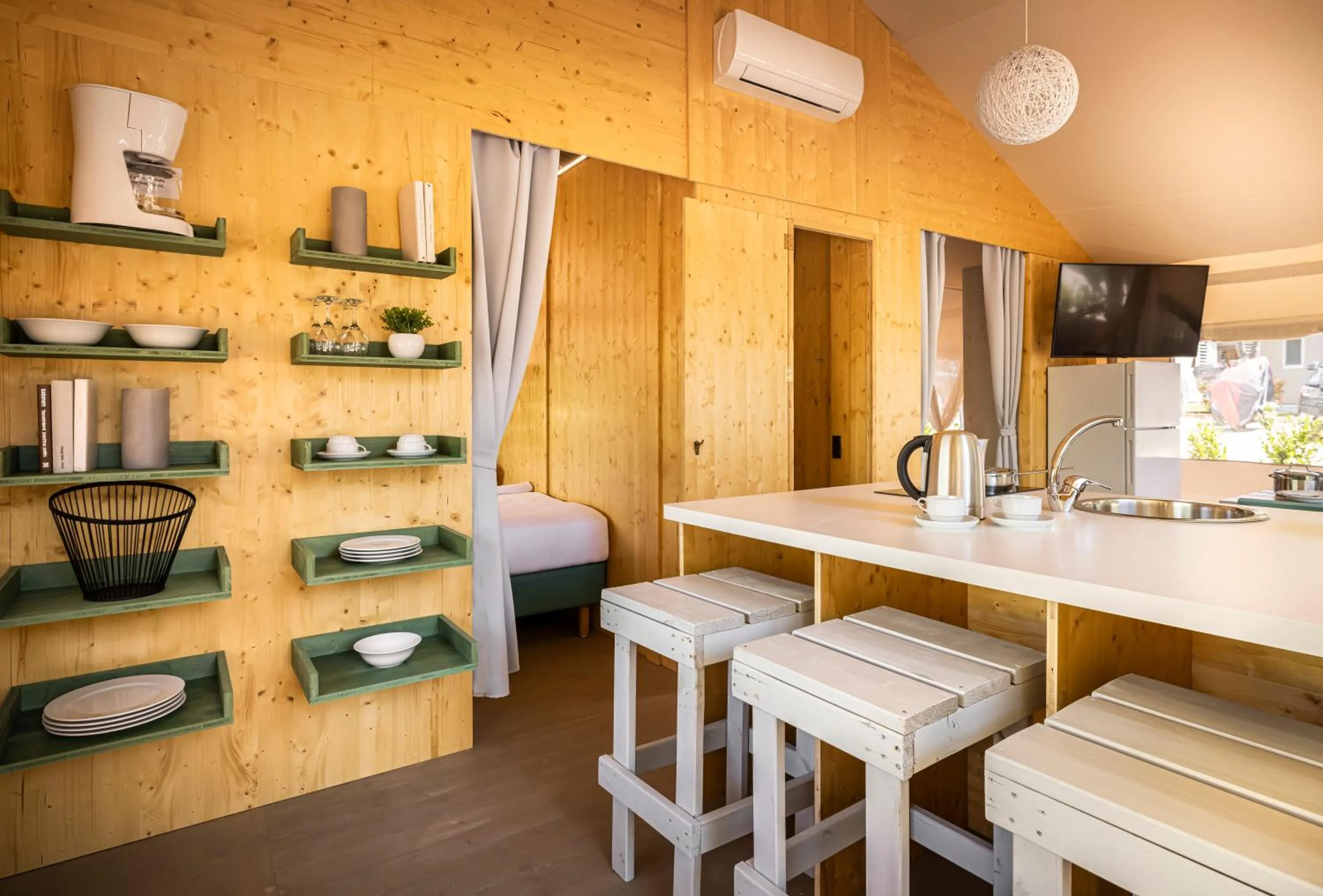 Dining area in Maistra Camping Amarin Glamping