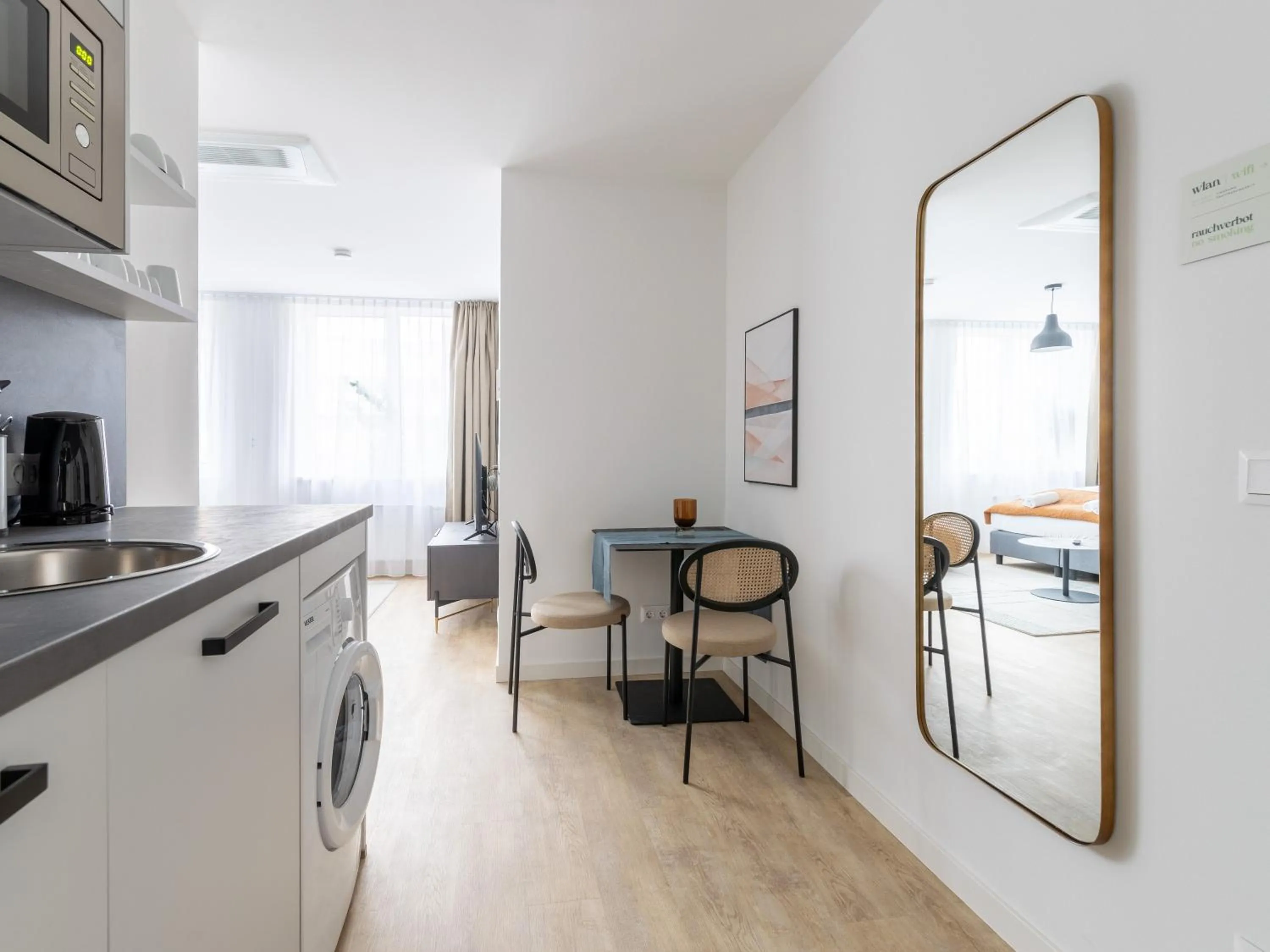 Kitchen or kitchenette in Limehome Klagenfurt Karfreitstraße