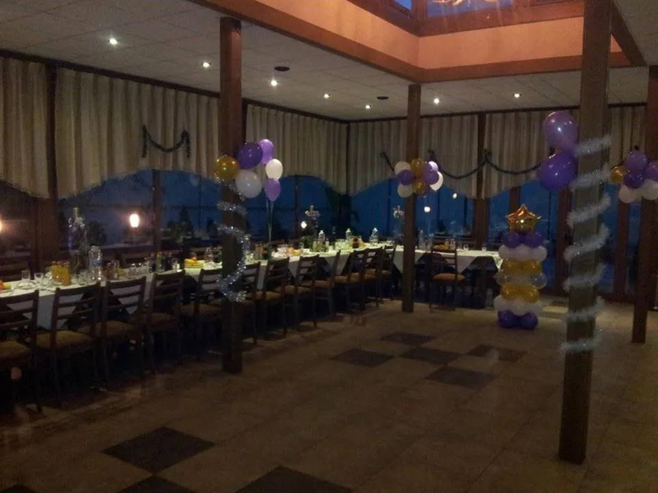 Restaurant/places to eat in Hotel Tsarevets