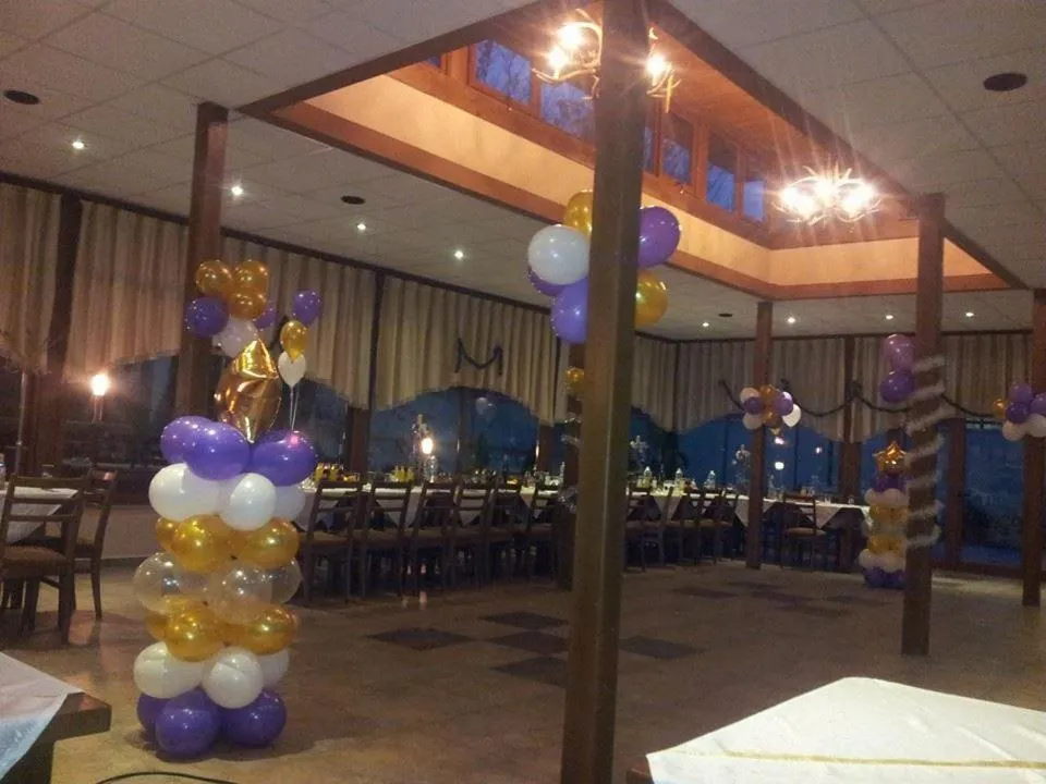 Restaurant/places to eat in Hotel Tsarevets