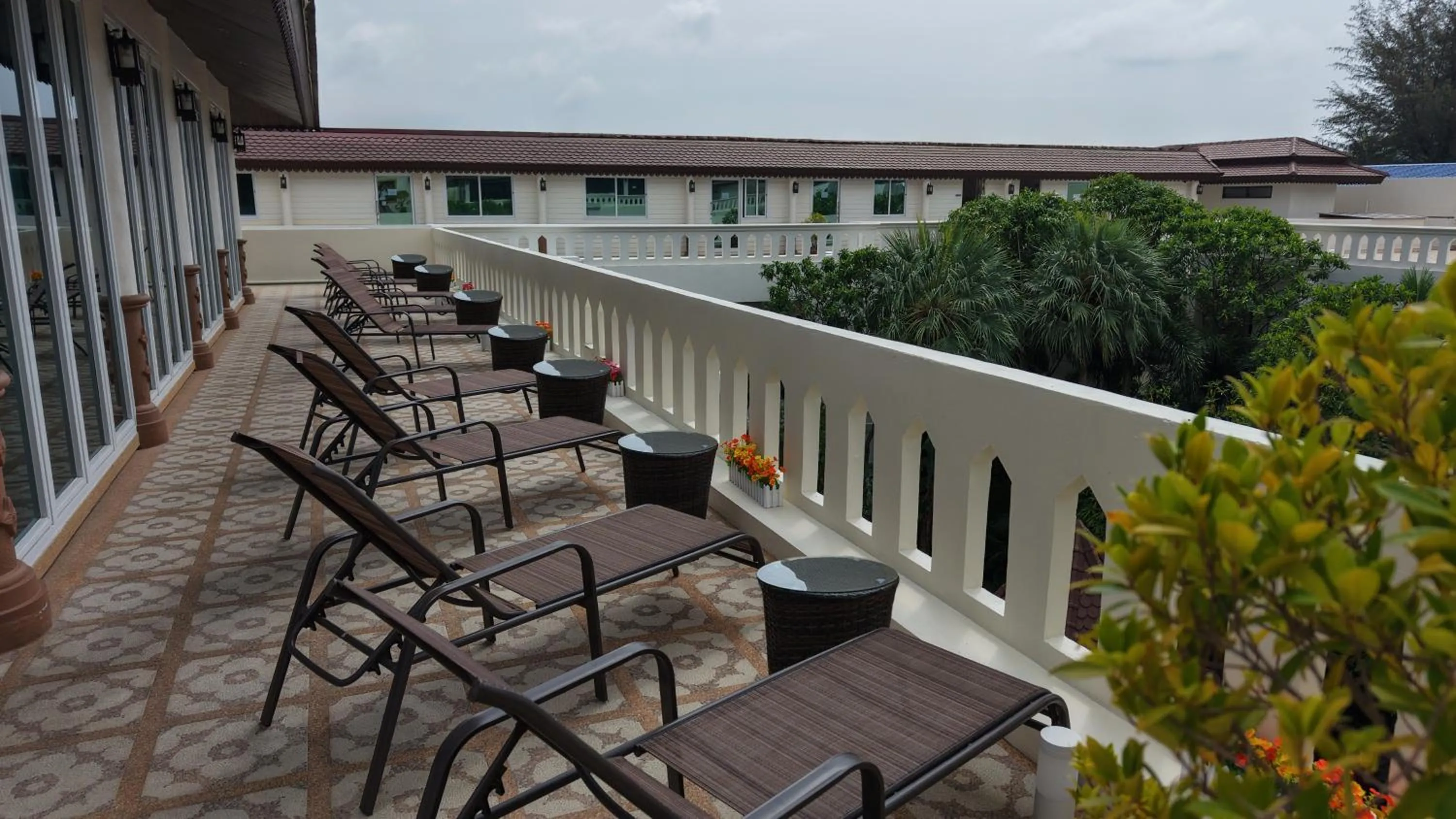 Day in Quality Beach Resorts and Spa Patong