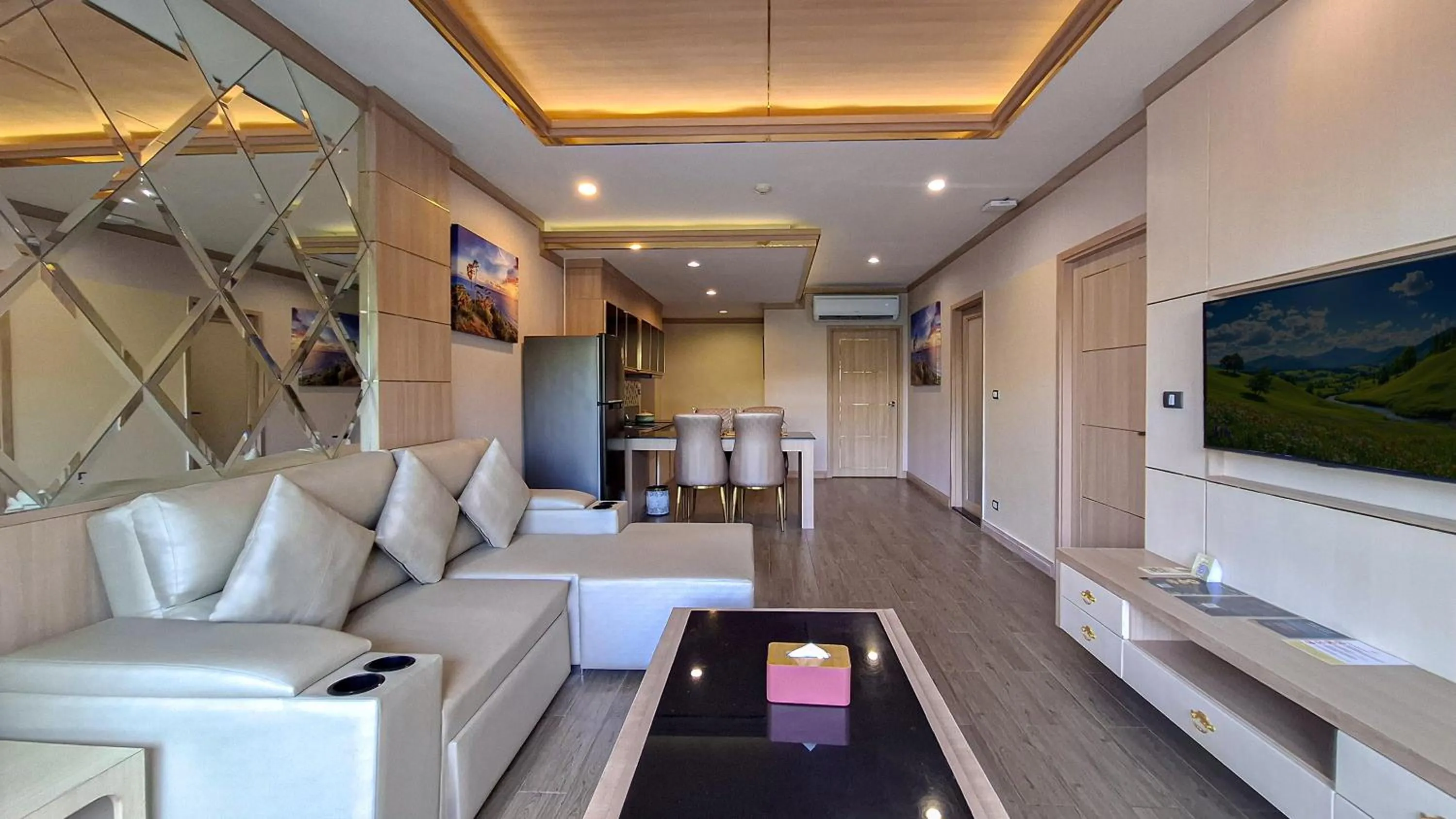 TV and multimedia in Quality Beach Resorts and Spa Patong