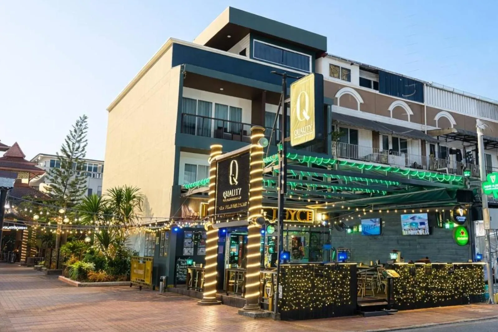 Property building in Quality Beach Resorts and Spa Patong