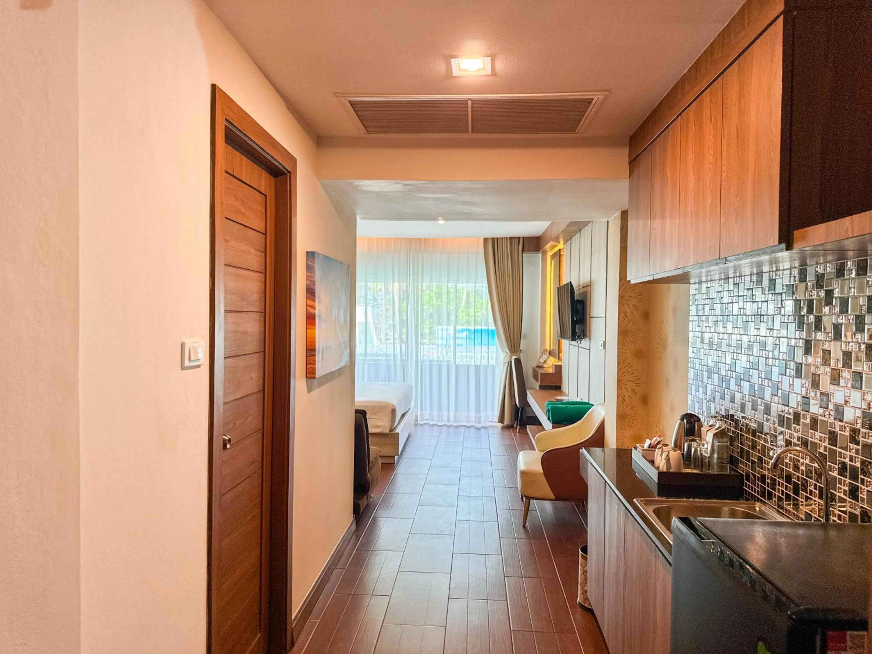 TV and multimedia in Quality Beach Resorts and Spa Patong