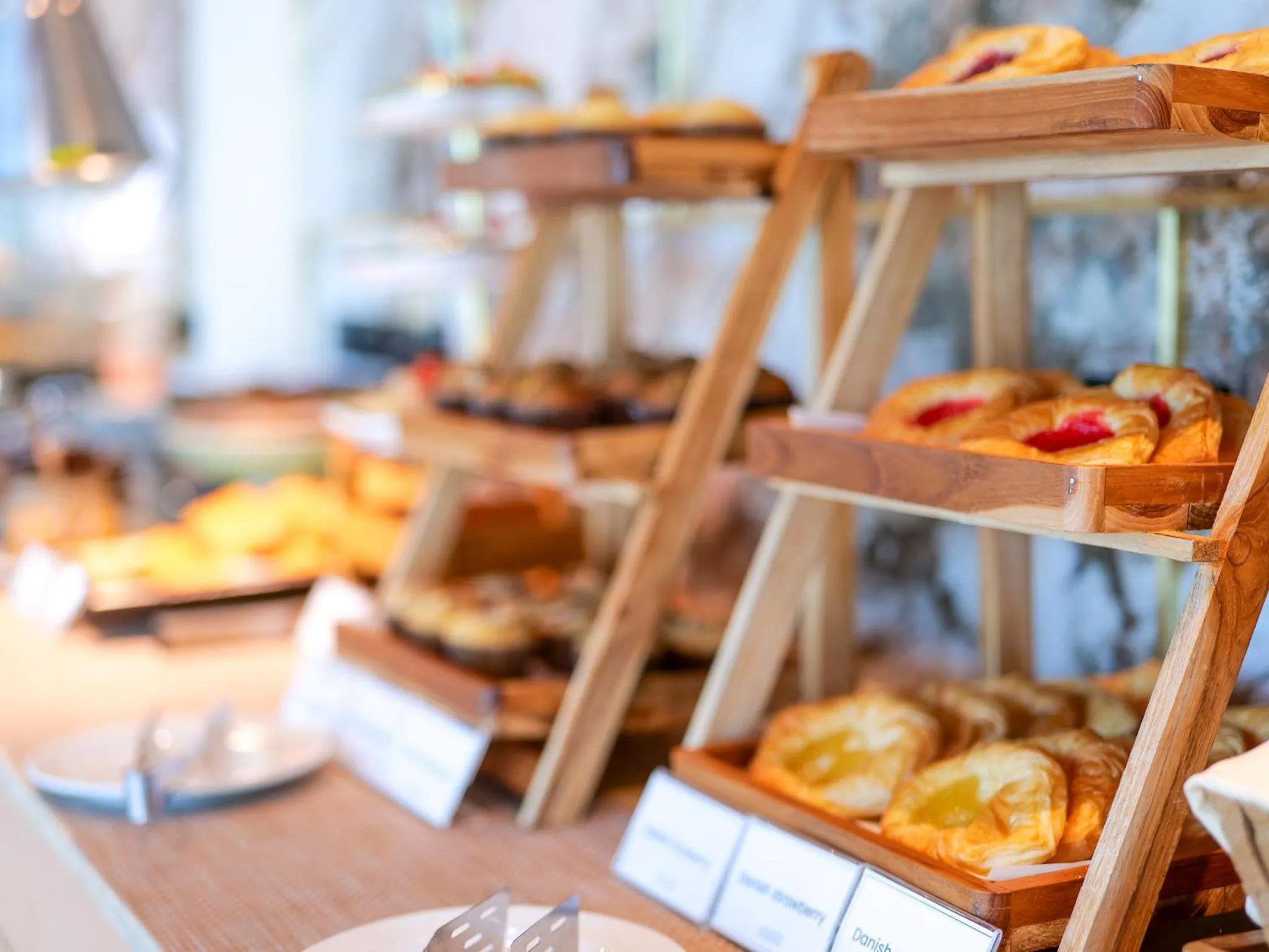 Restaurant/places to eat in Quality Beach Resorts and Spa Patong