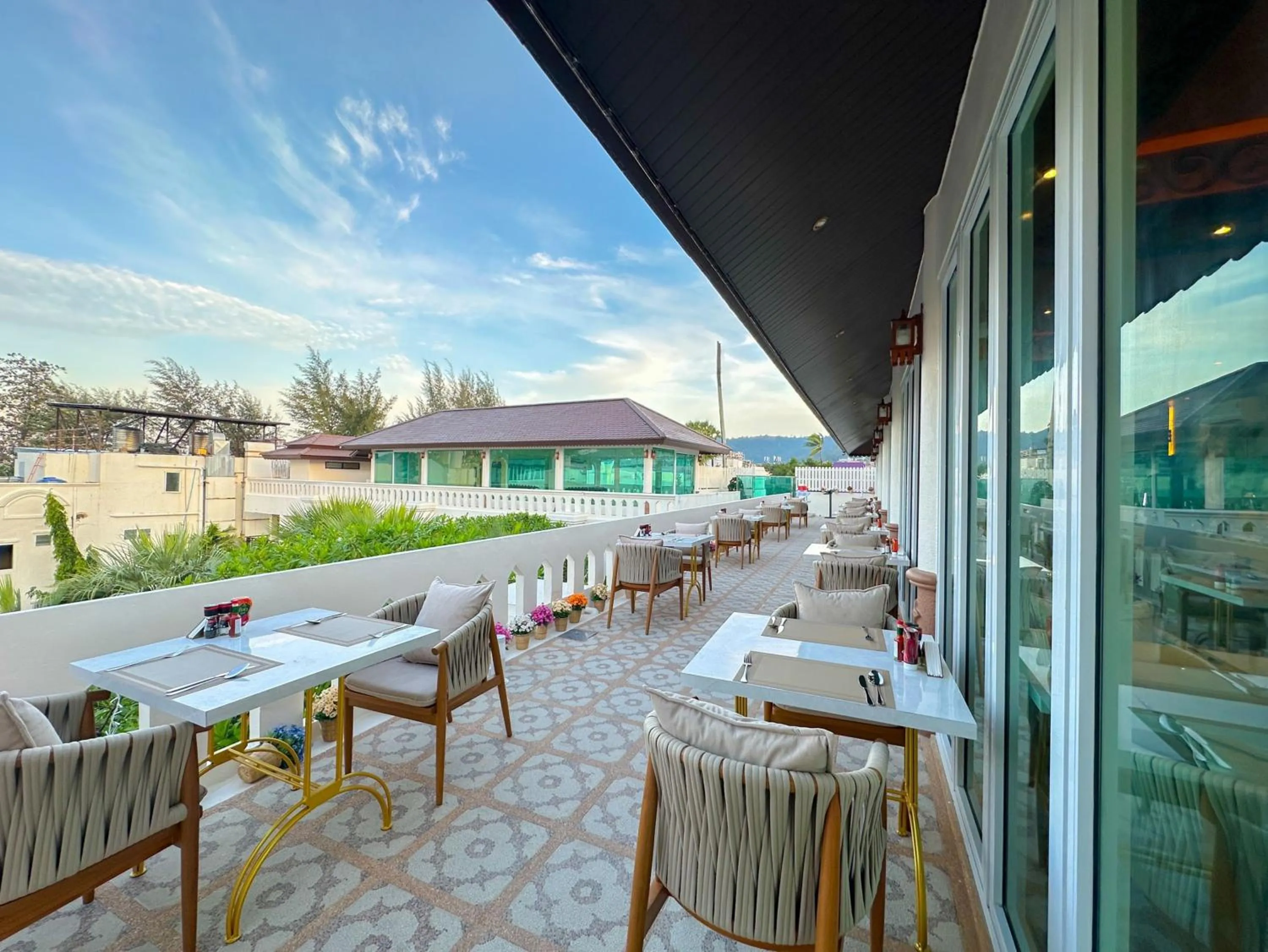 Breakfast in Quality Beach Resorts and Spa Patong